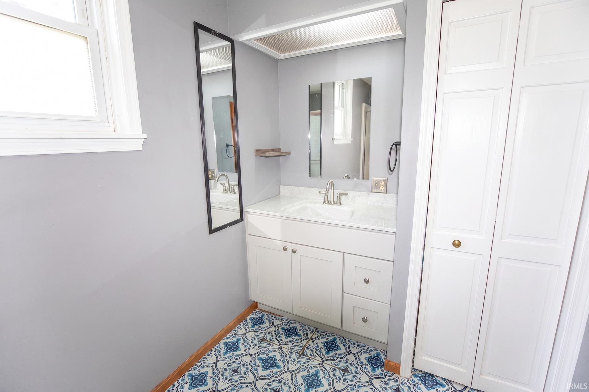 Photo 9 of 783 N East Street