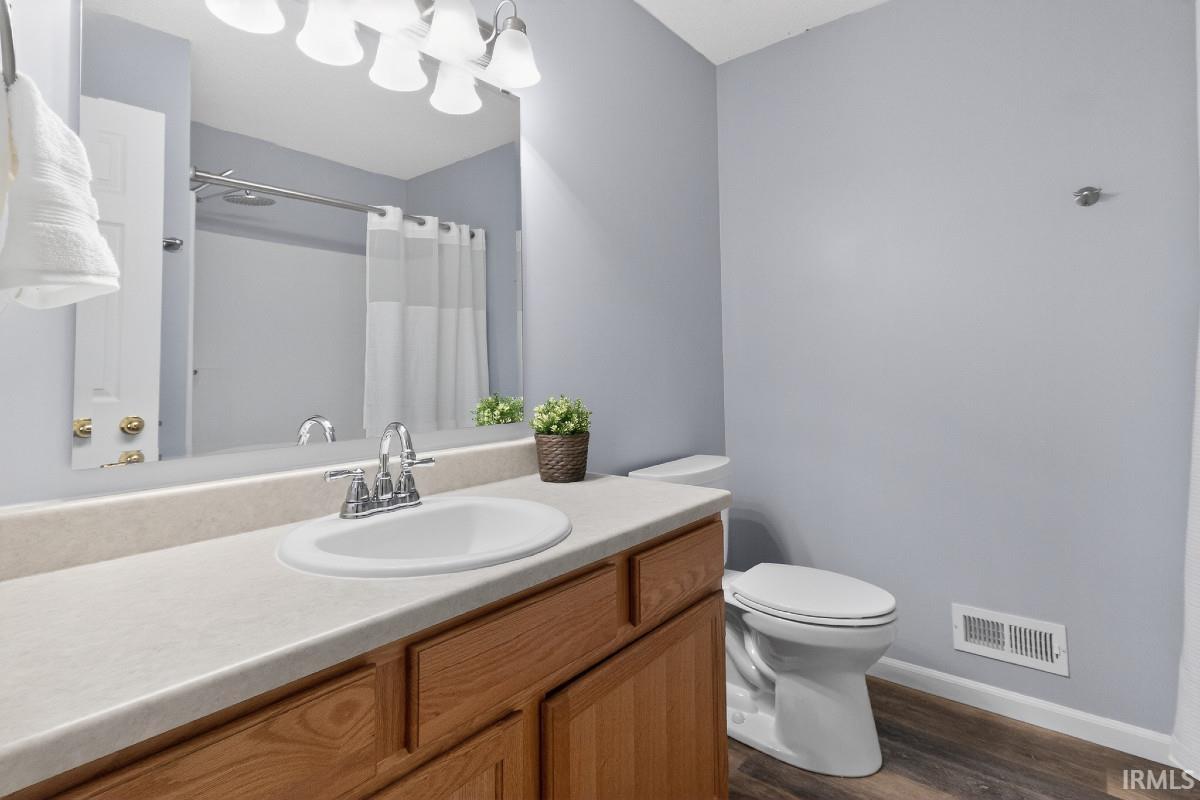 Photo 19 of 11506 Maywin Drive