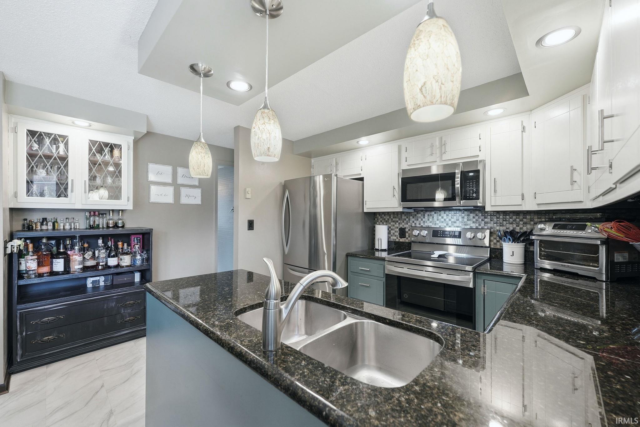 Photo 9 of 1008 Orlando Drive