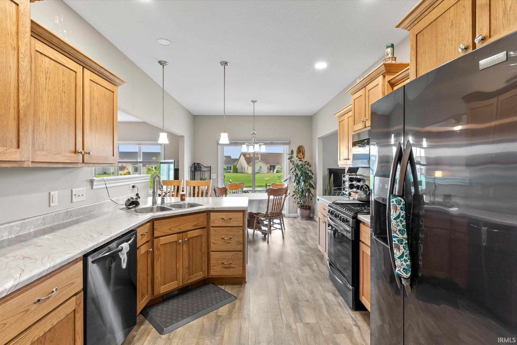 Photo 10 of 13517 Slate Ridge Court