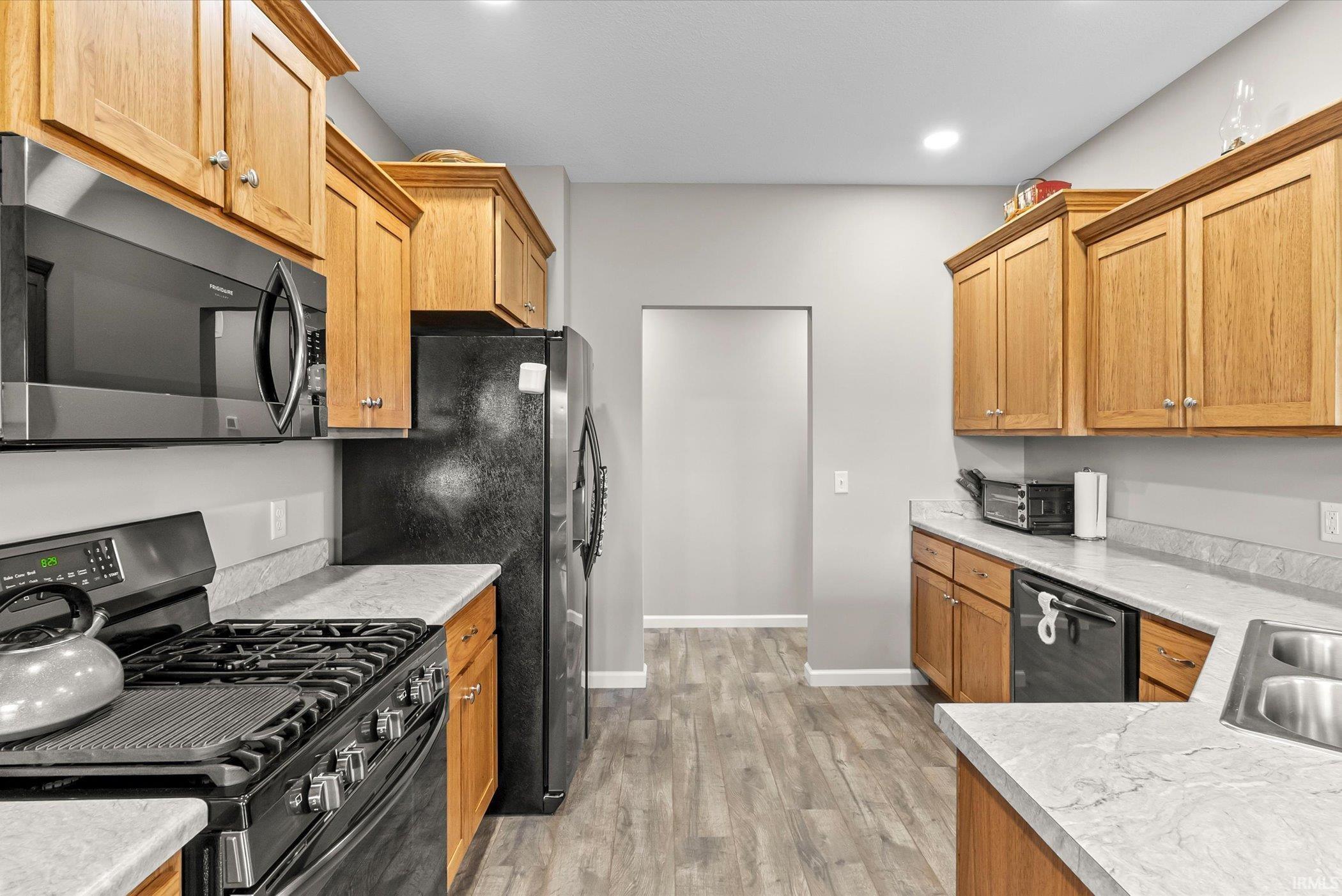 Photo 9 of 13517 Slate Ridge Court