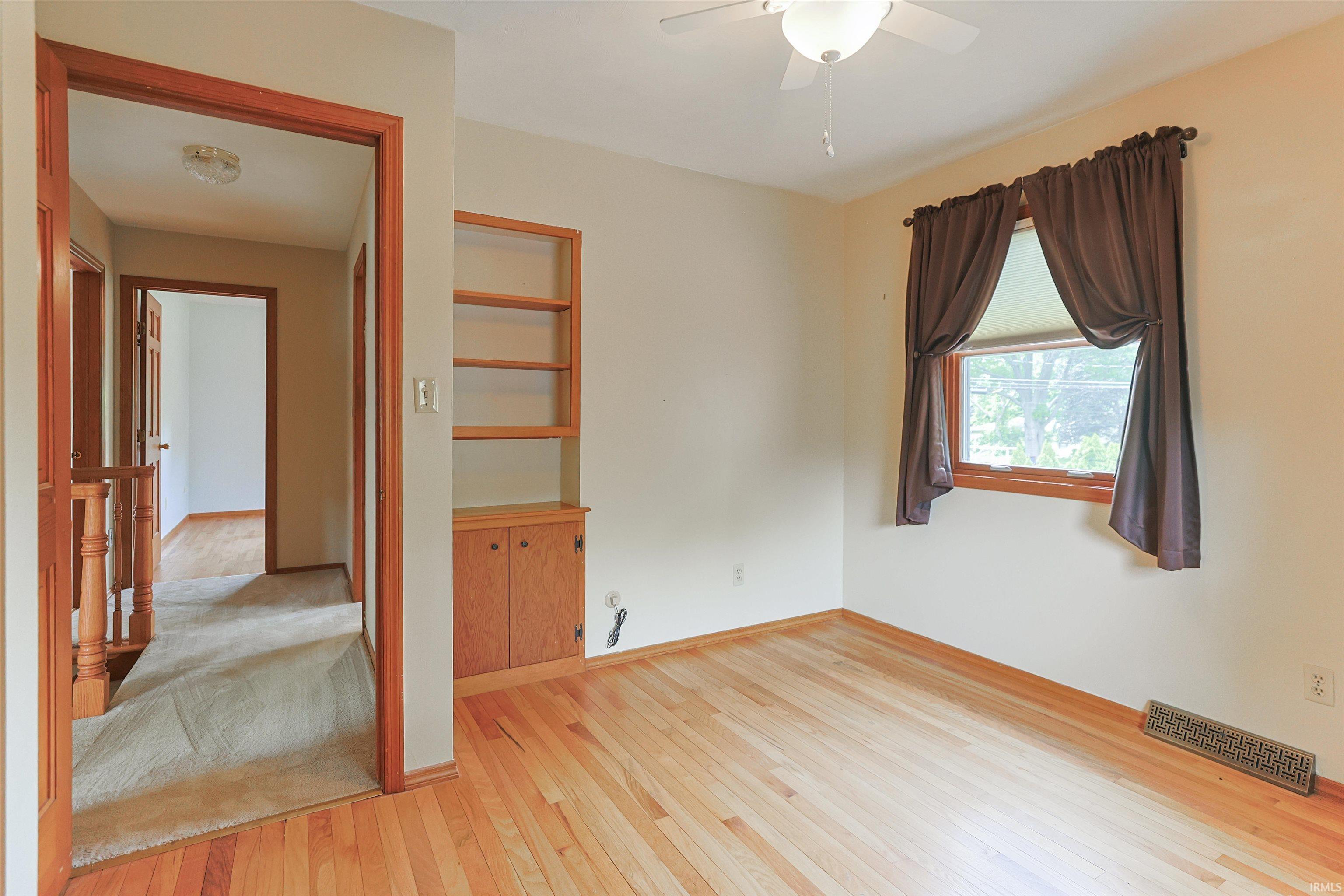 Back right bedroom