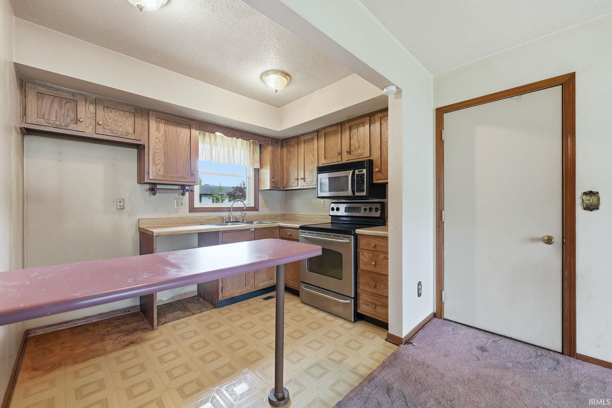 Photo 10 of 7311 Tangerine Lane