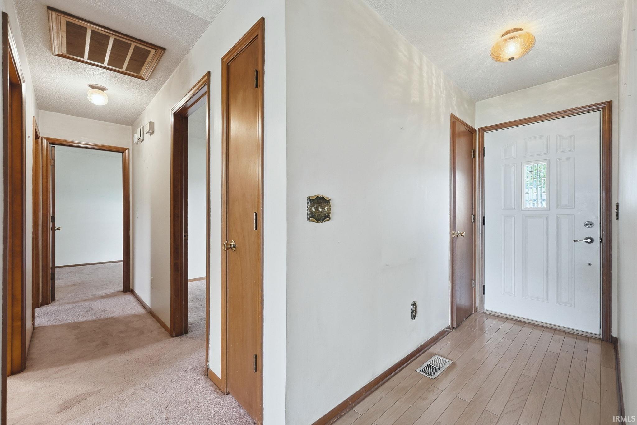 Photo 4 of 7311 Tangerine Lane