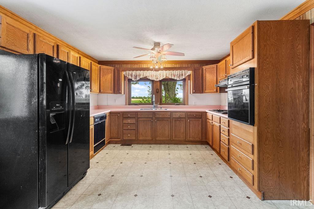 Photo 6 of 7851 E 1000 N Road