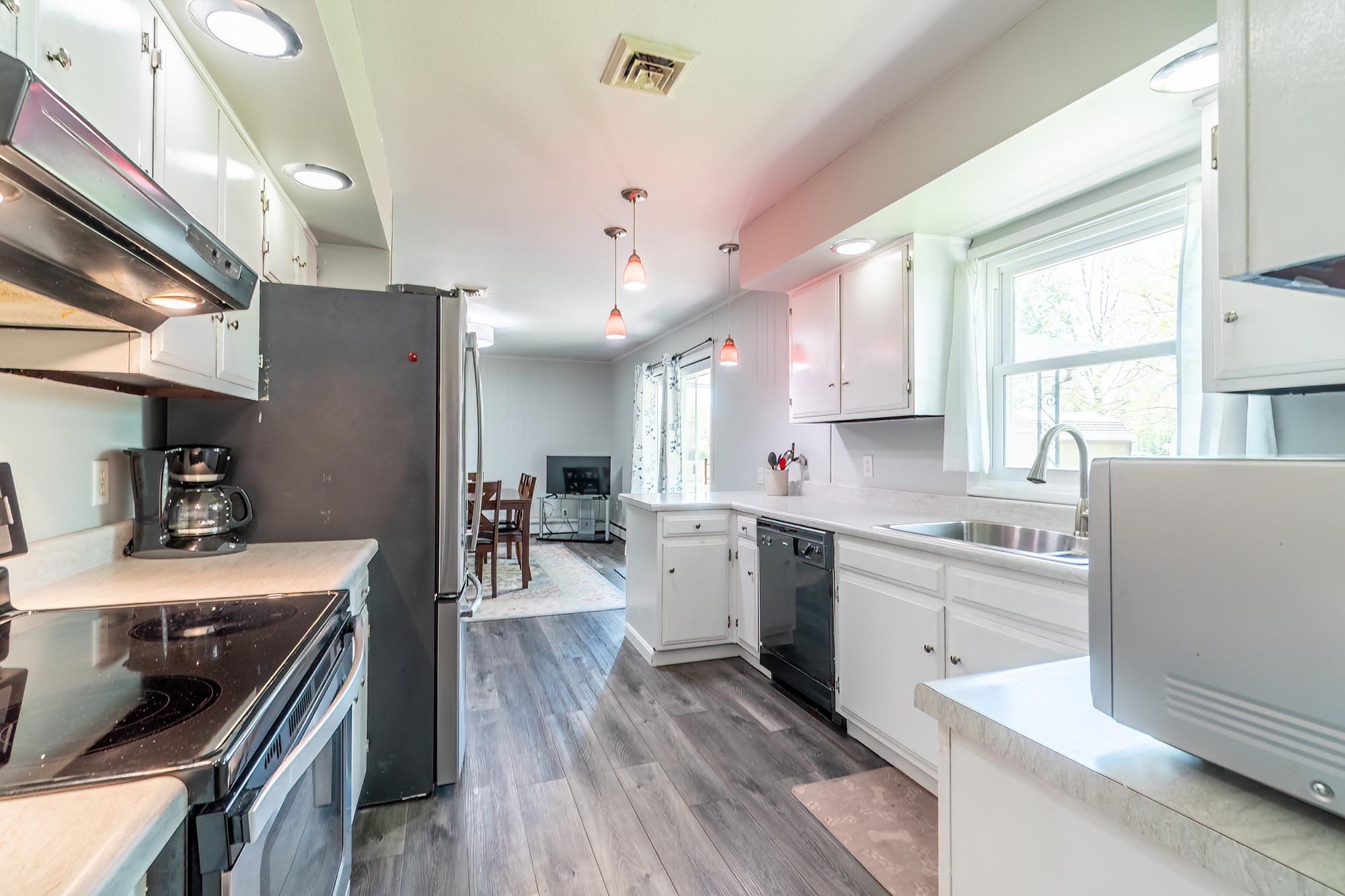 Photo 14 of 1595 W 100 N