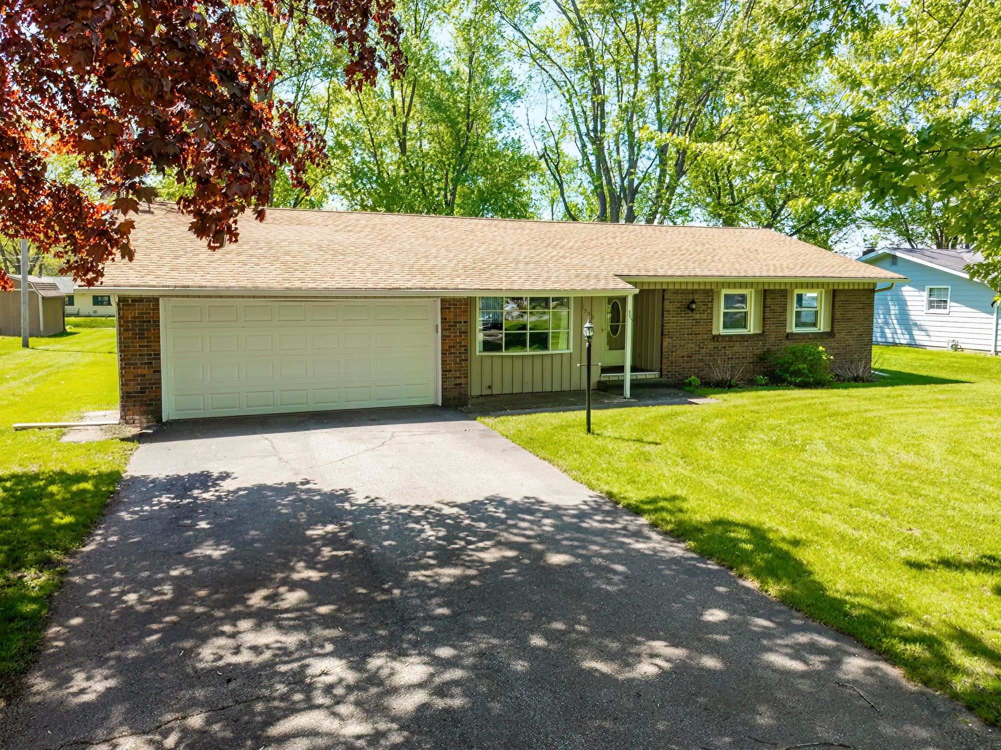 Photo 6 of 1595 W 100 N