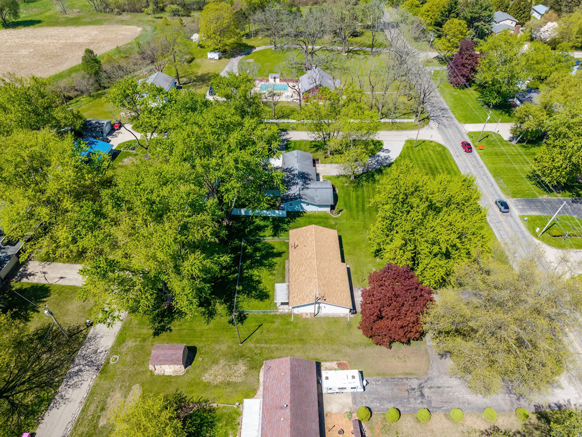 Photo 8 of 1595 W 100 N