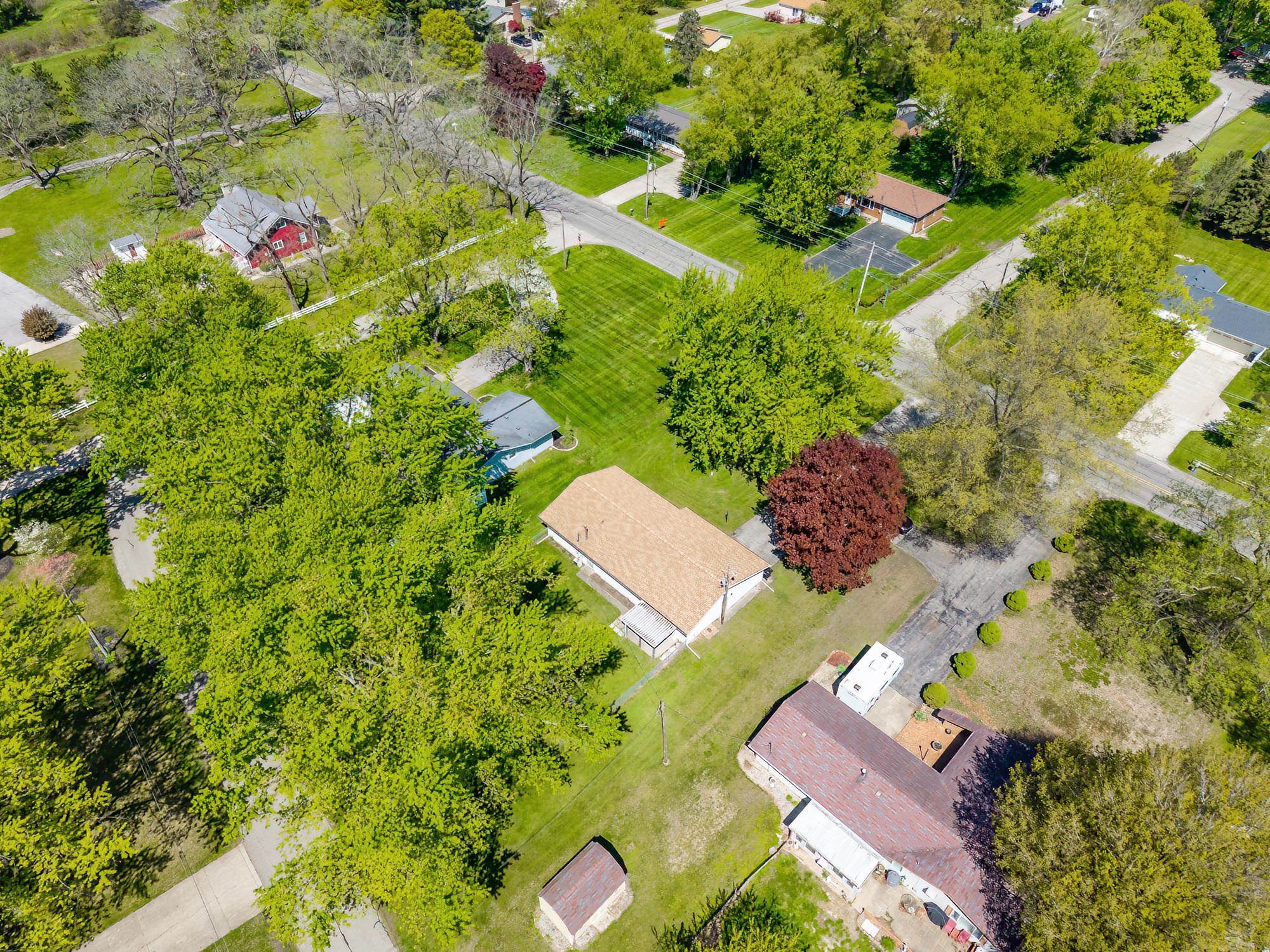 Photo 9 of 1595 W 100 N