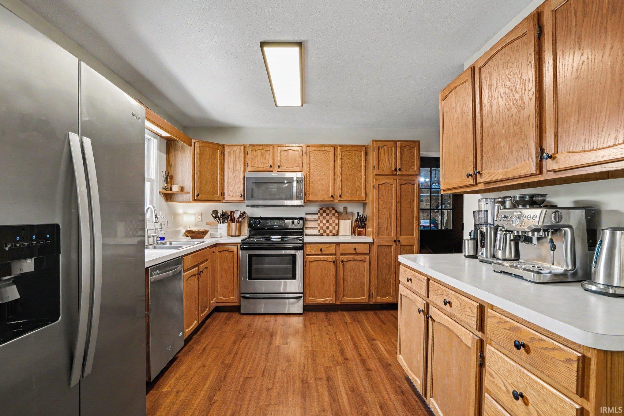 Photo 10 of 610 Danbury Drive
