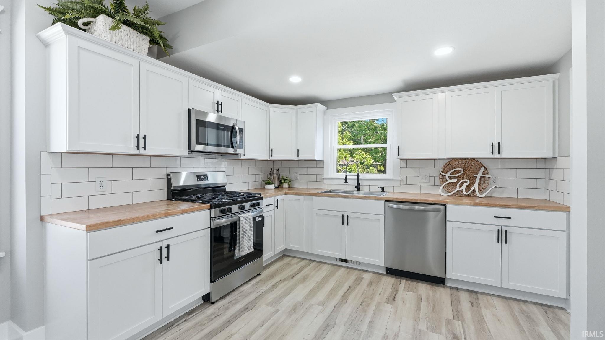 Photo 8 of 1416 Morton Street