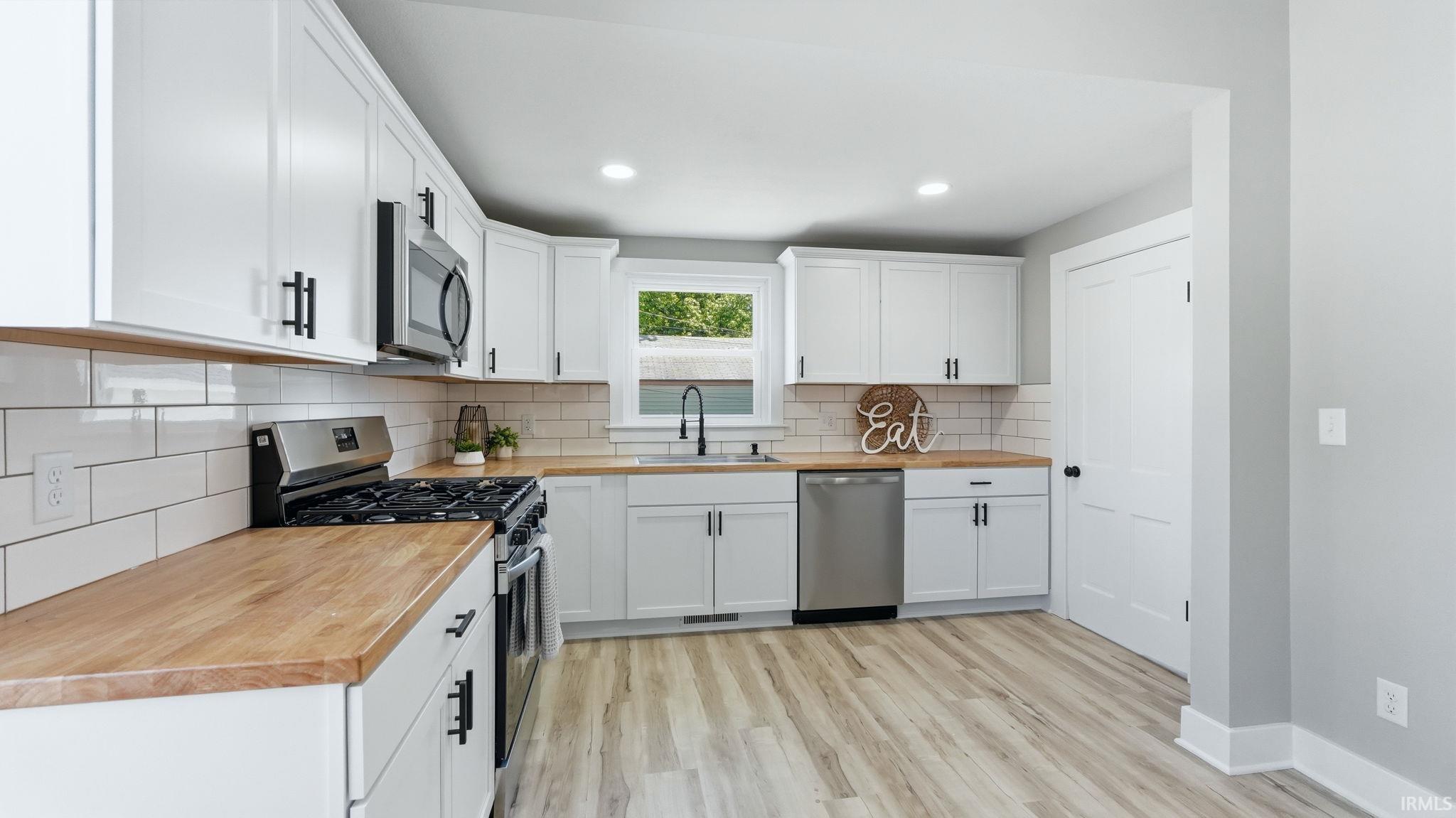 Photo 9 of 1416 Morton Street