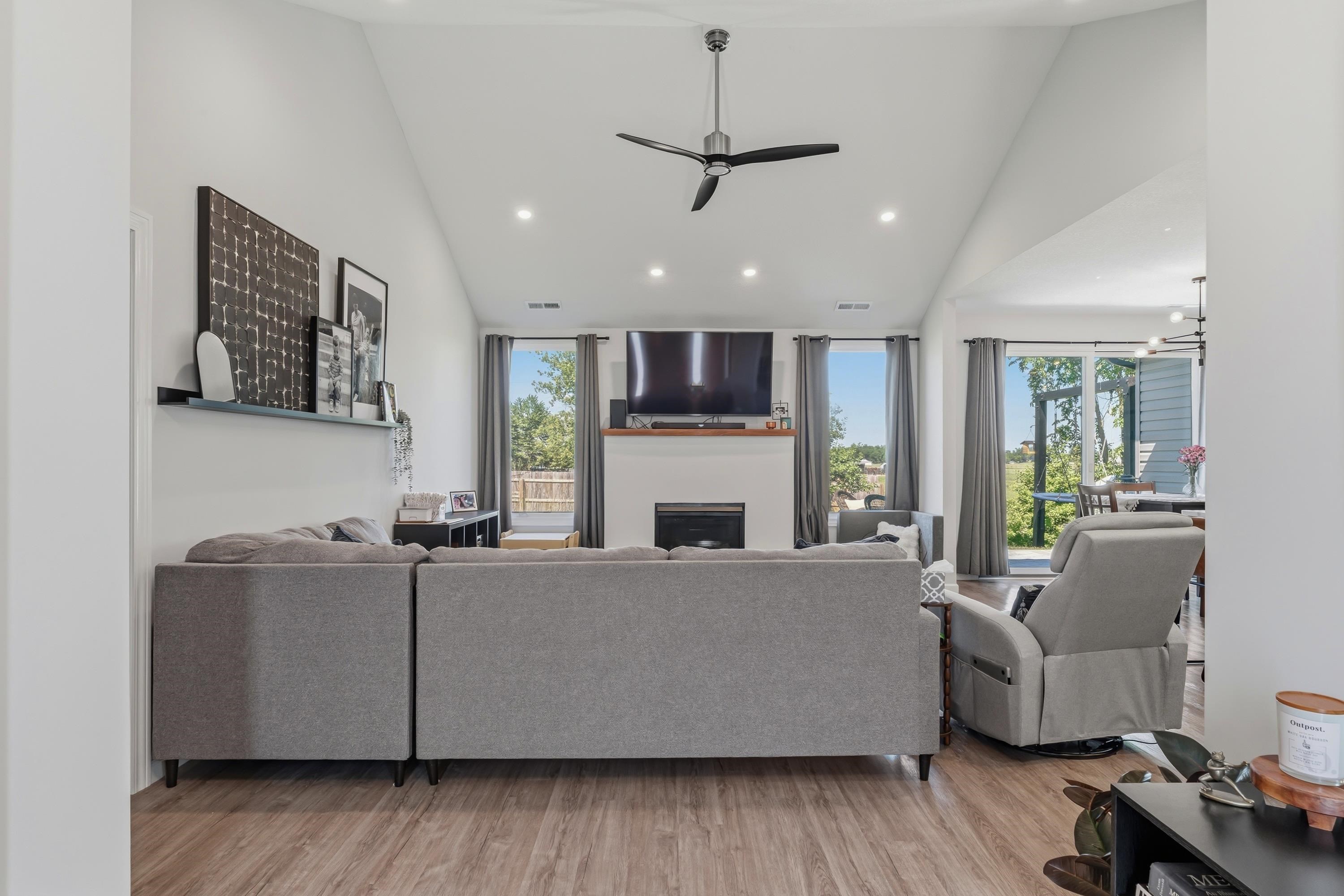 Photo 3 of 13417 Martingale Cove