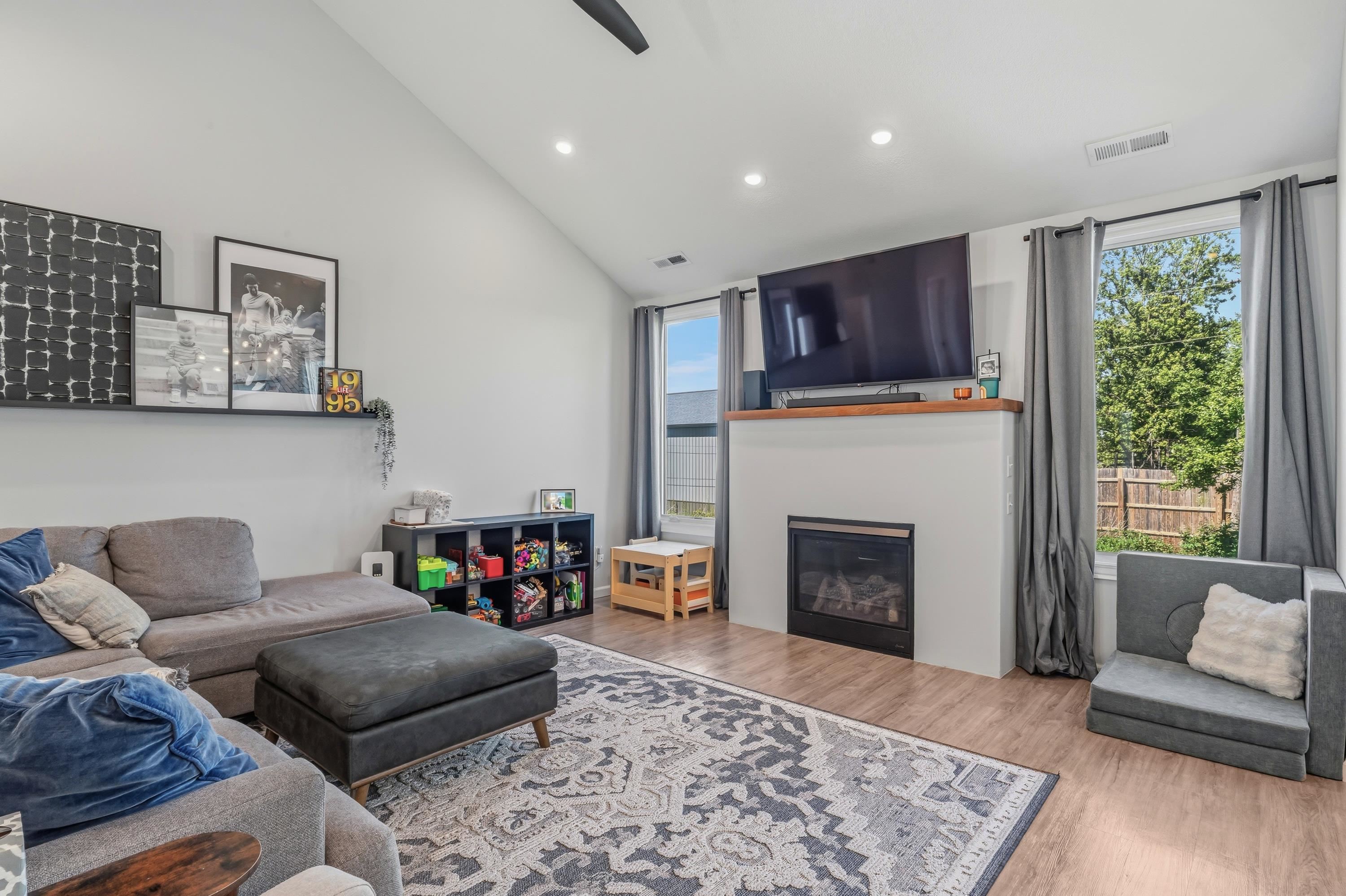 Photo 4 of 13417 Martingale Cove