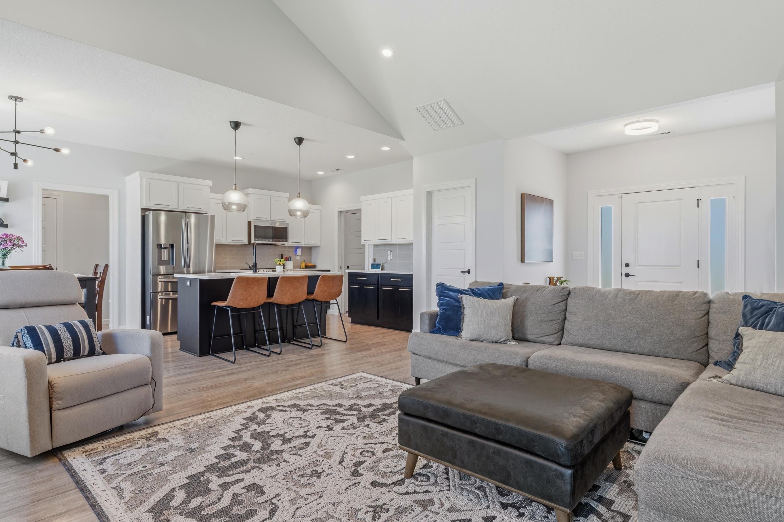Photo 6 of 13417 Martingale Cove