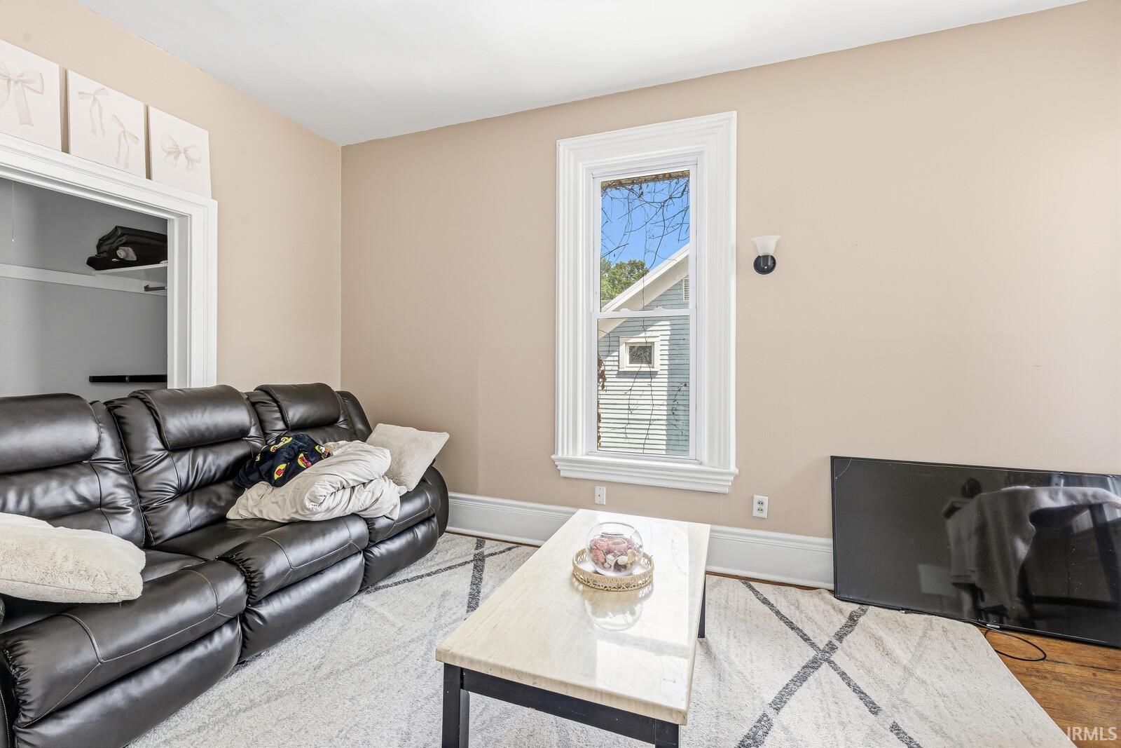 Photo 15 of 323 S 6th Street