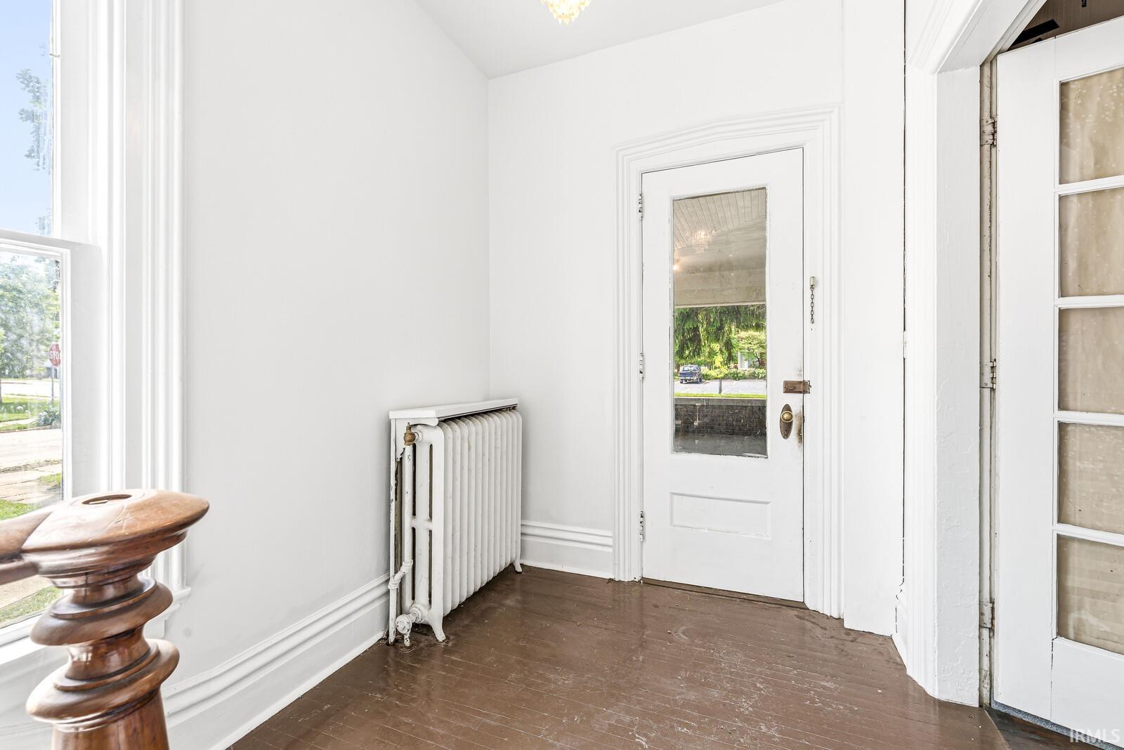 Photo 17 of 323 S 6th Street