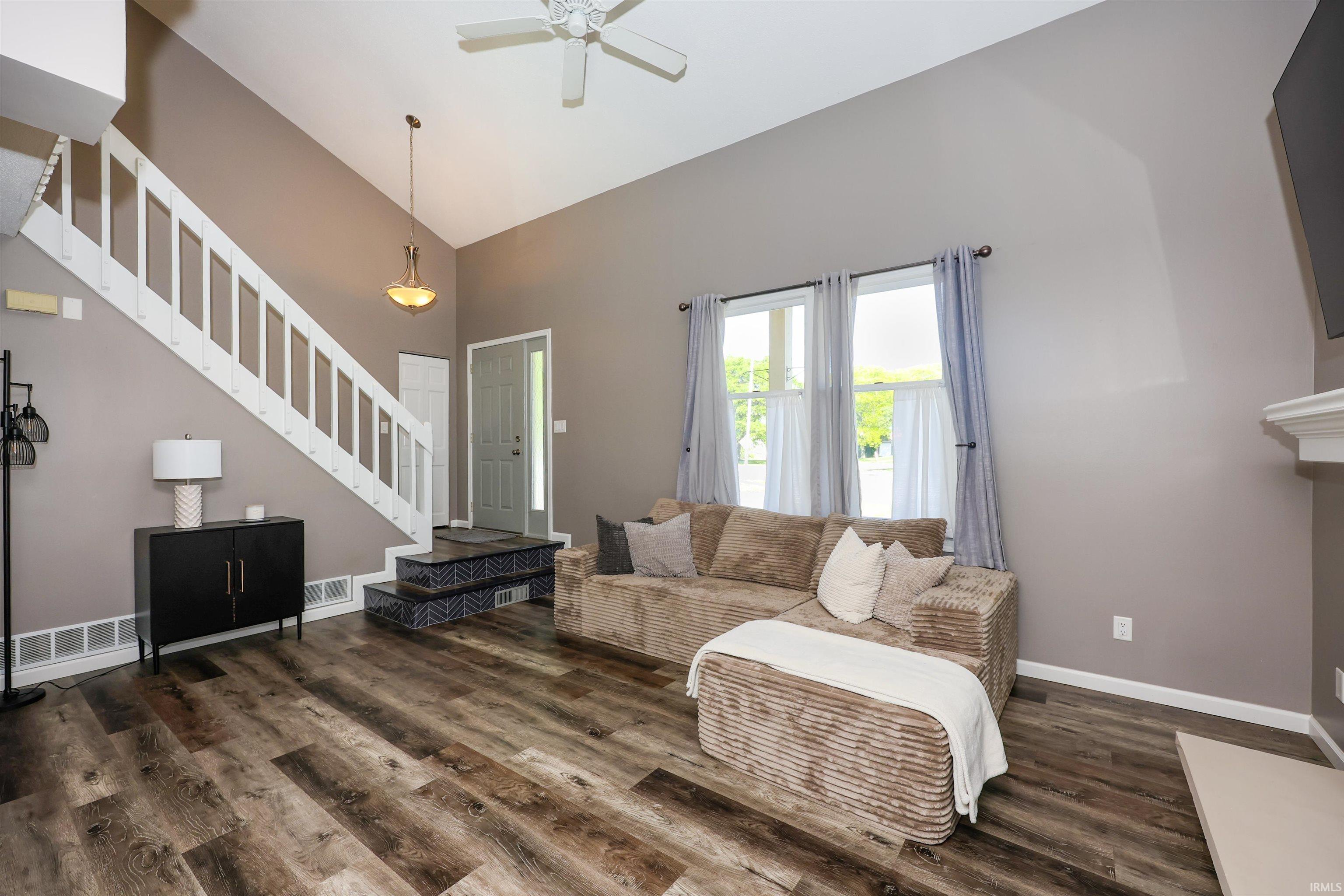 Photo 4 of 5906 Sawmill Woods Court