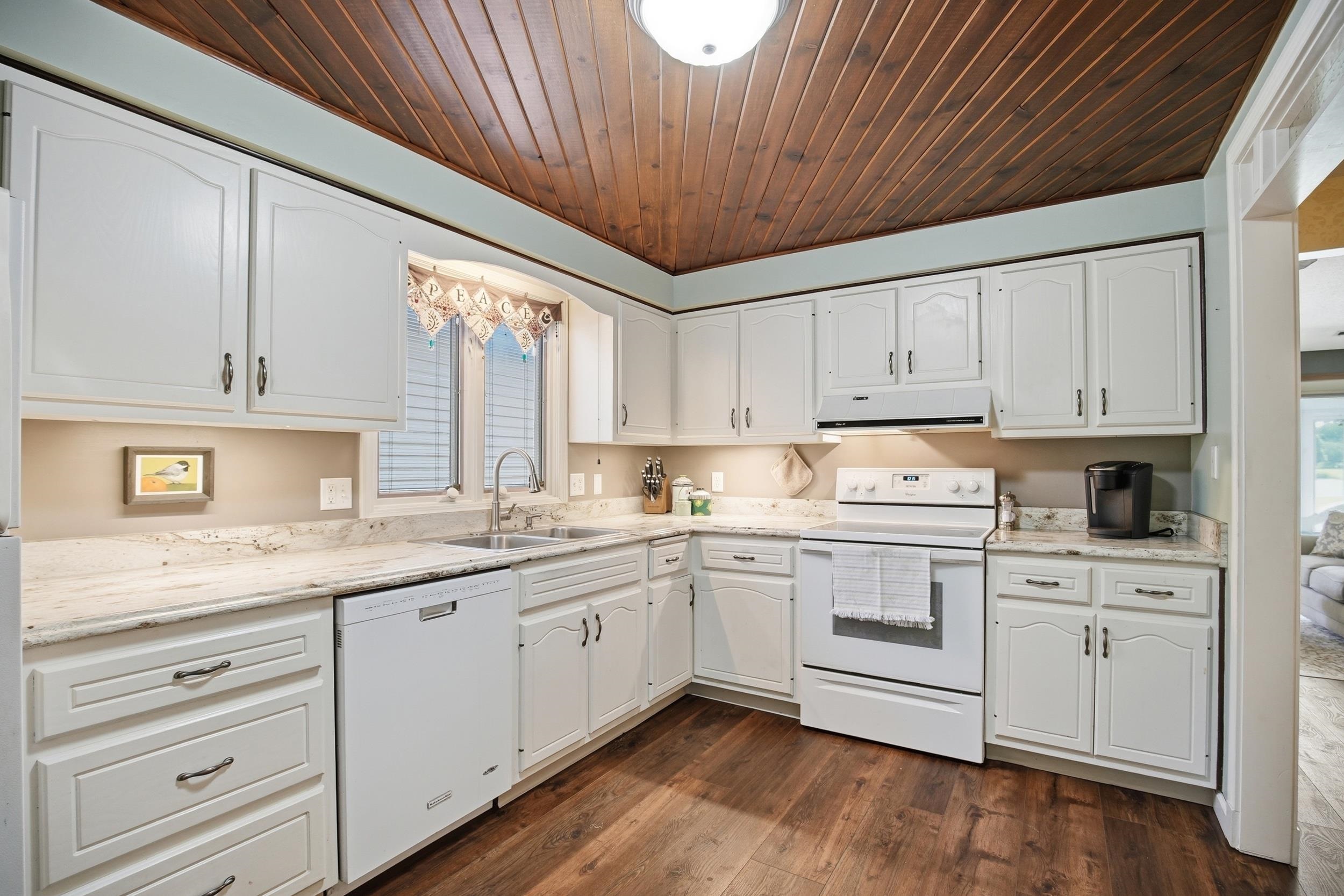 Photo 12 of 4528 E SHENANDOAH Circle