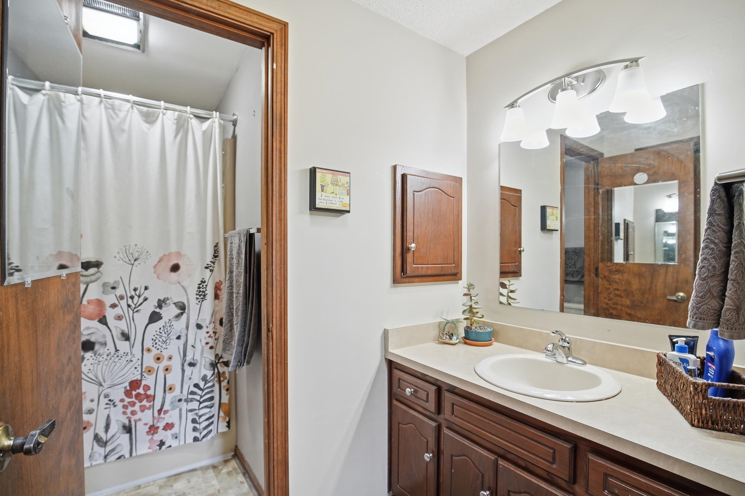 Photo 18 of 4528 E SHENANDOAH Circle
