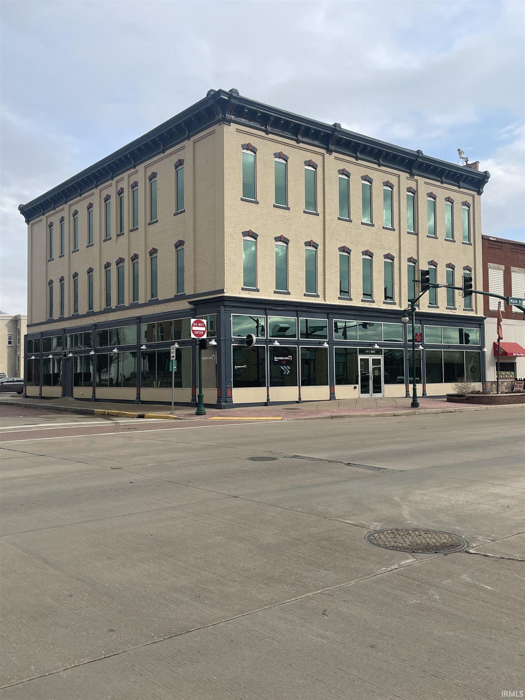 Photo 0 of 600 S Main Street