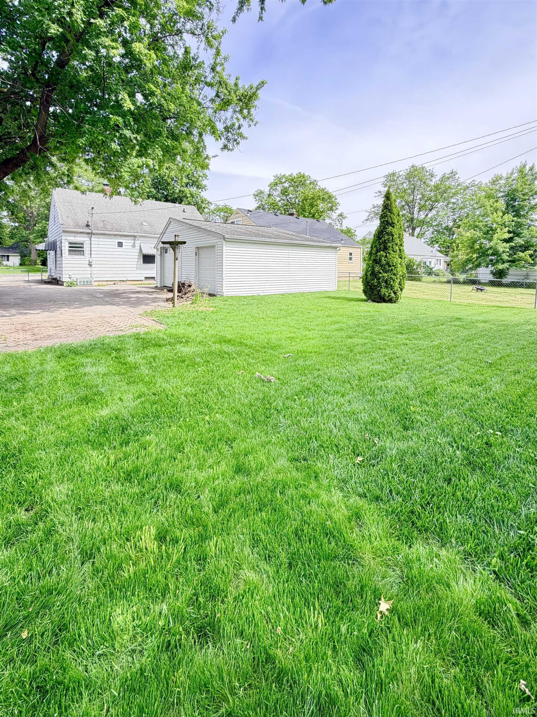 Photo 7 of 4812 Fairfield Avenue