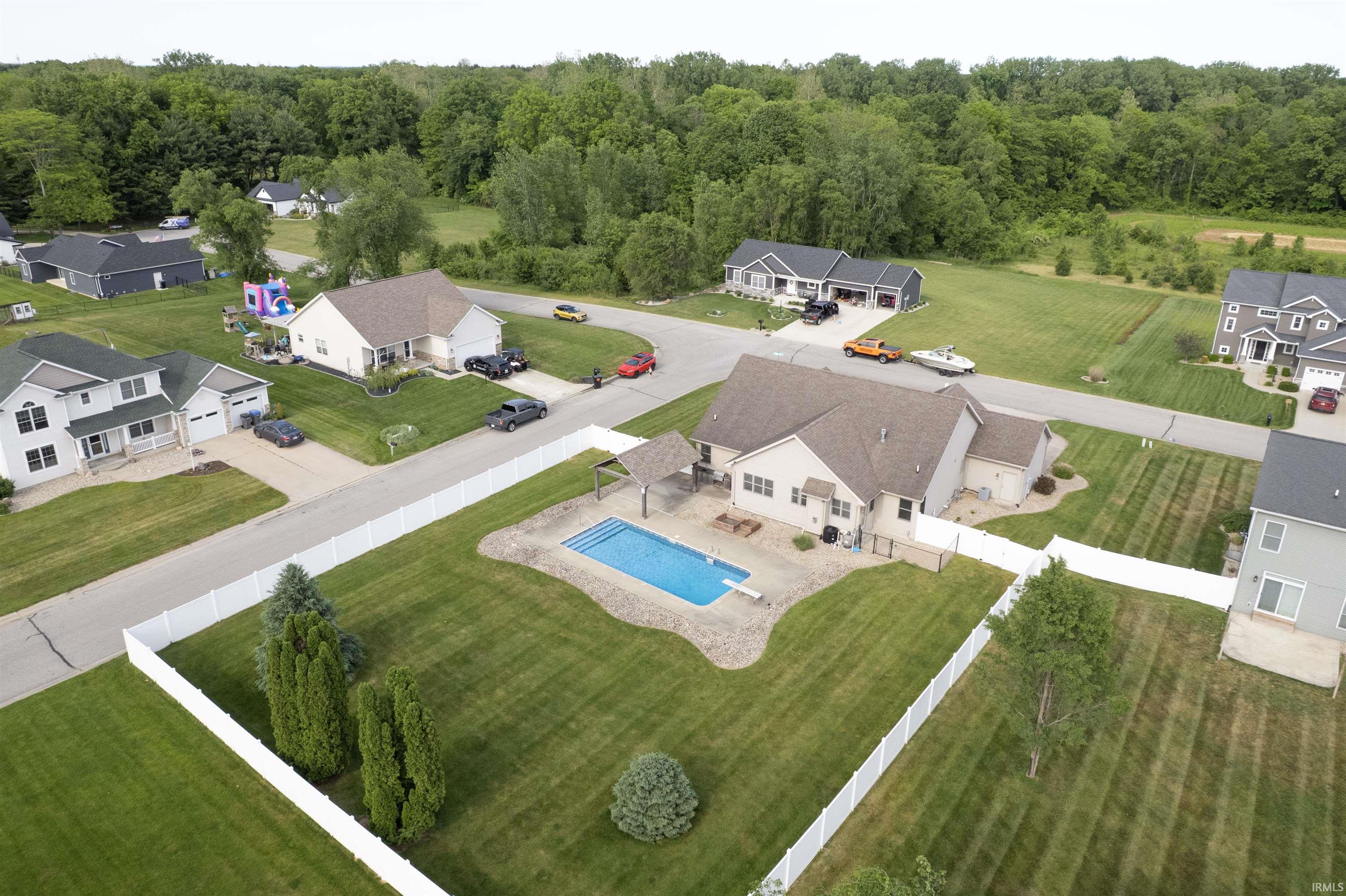 Homes for sale in Osceola, IN | 58355 Crossview Ln, Osceola, IN 46561 | MLS# 202621123
