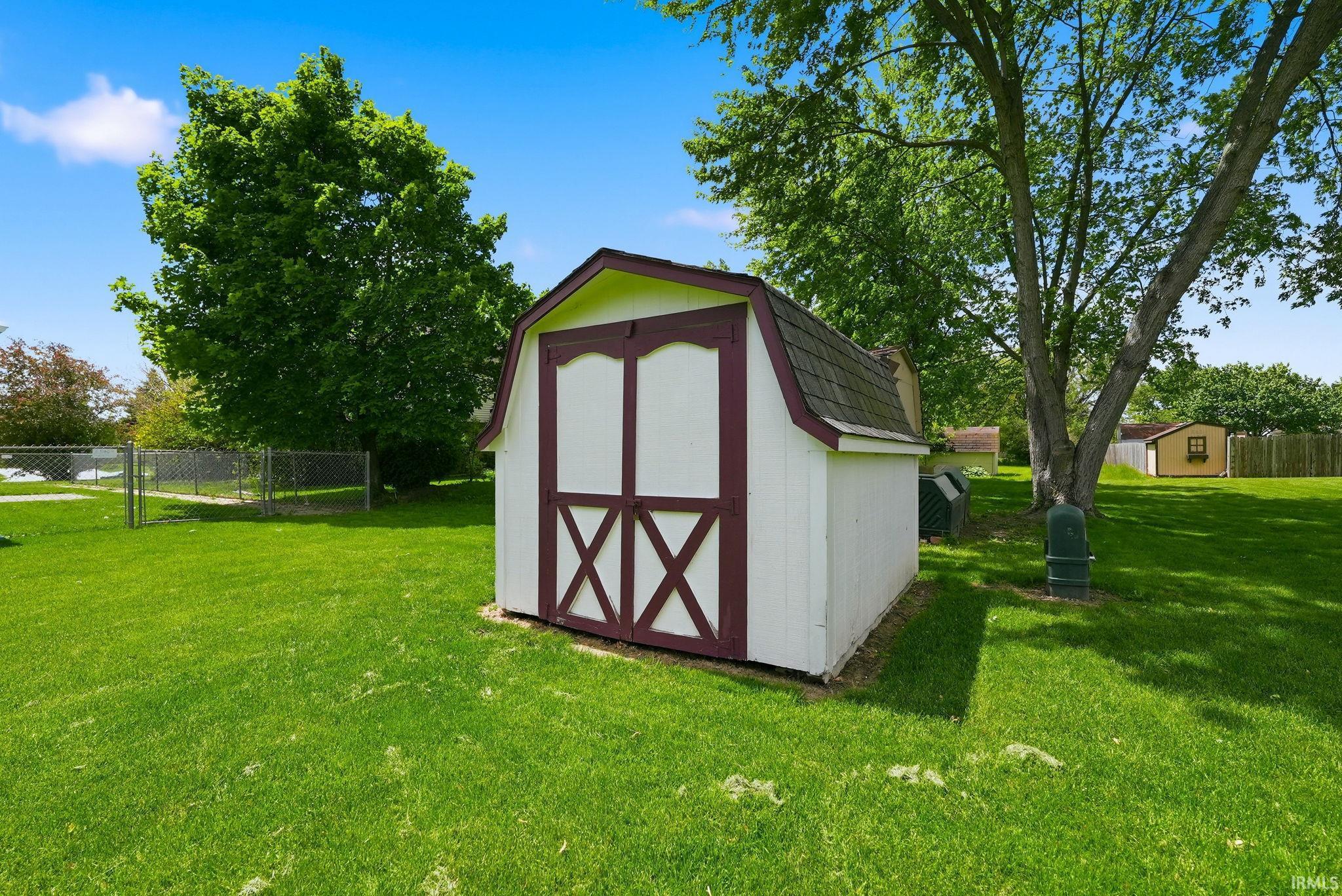 Photo 32 of 4909 Clovedale Drive