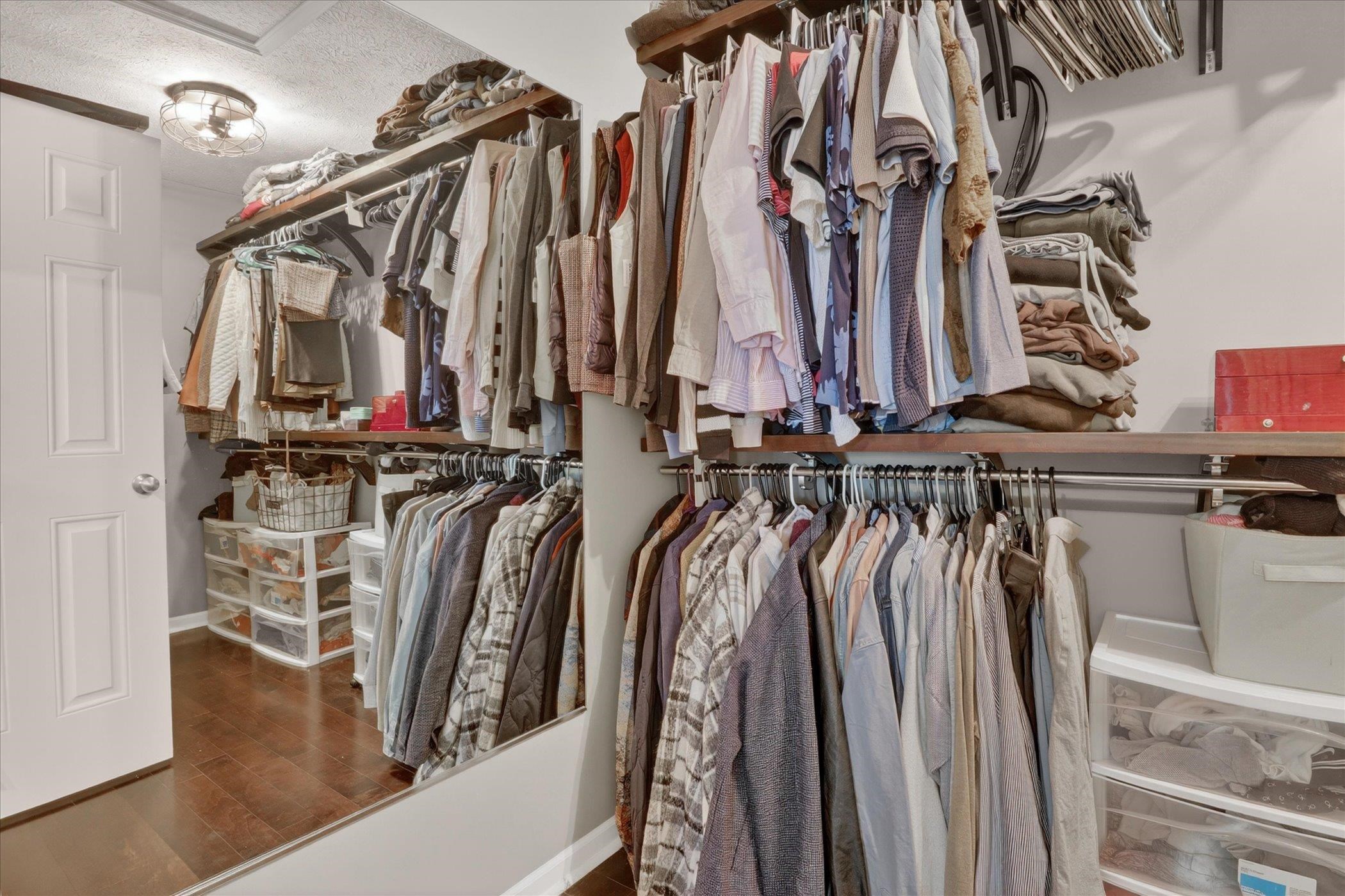 Walk In Closets