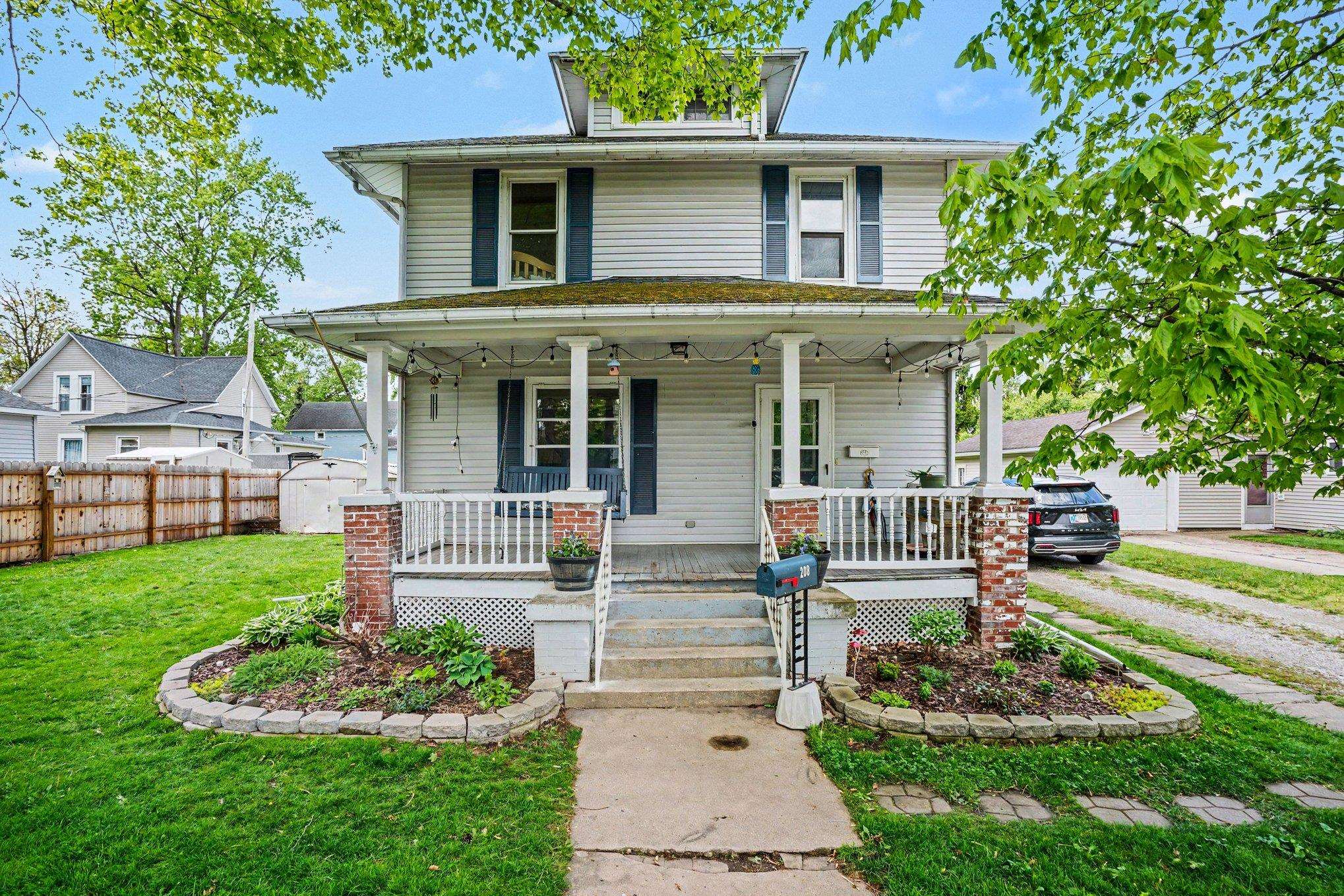 208 N Nappanee Street