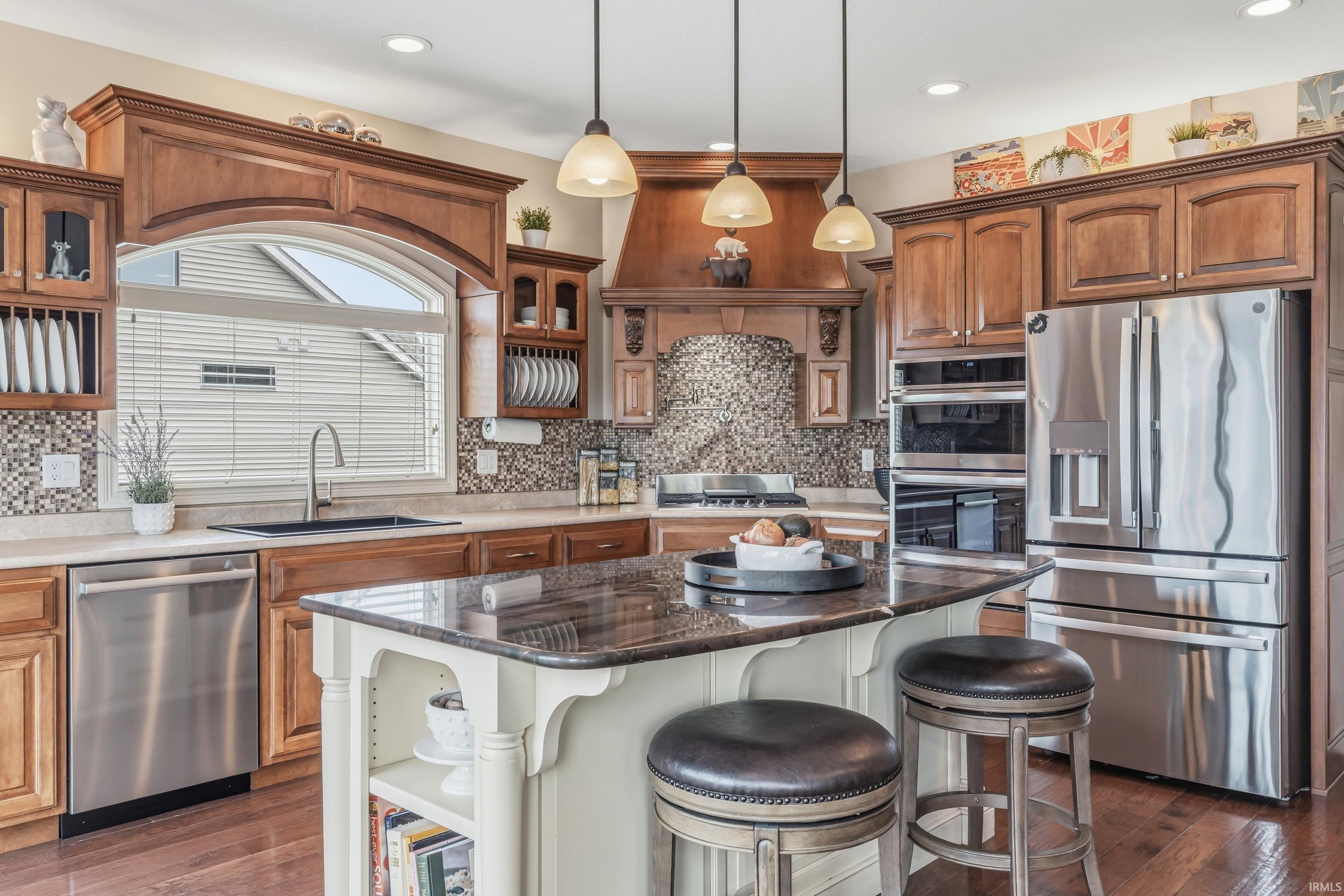 Photo 10 of 6901 Endicott Drive
