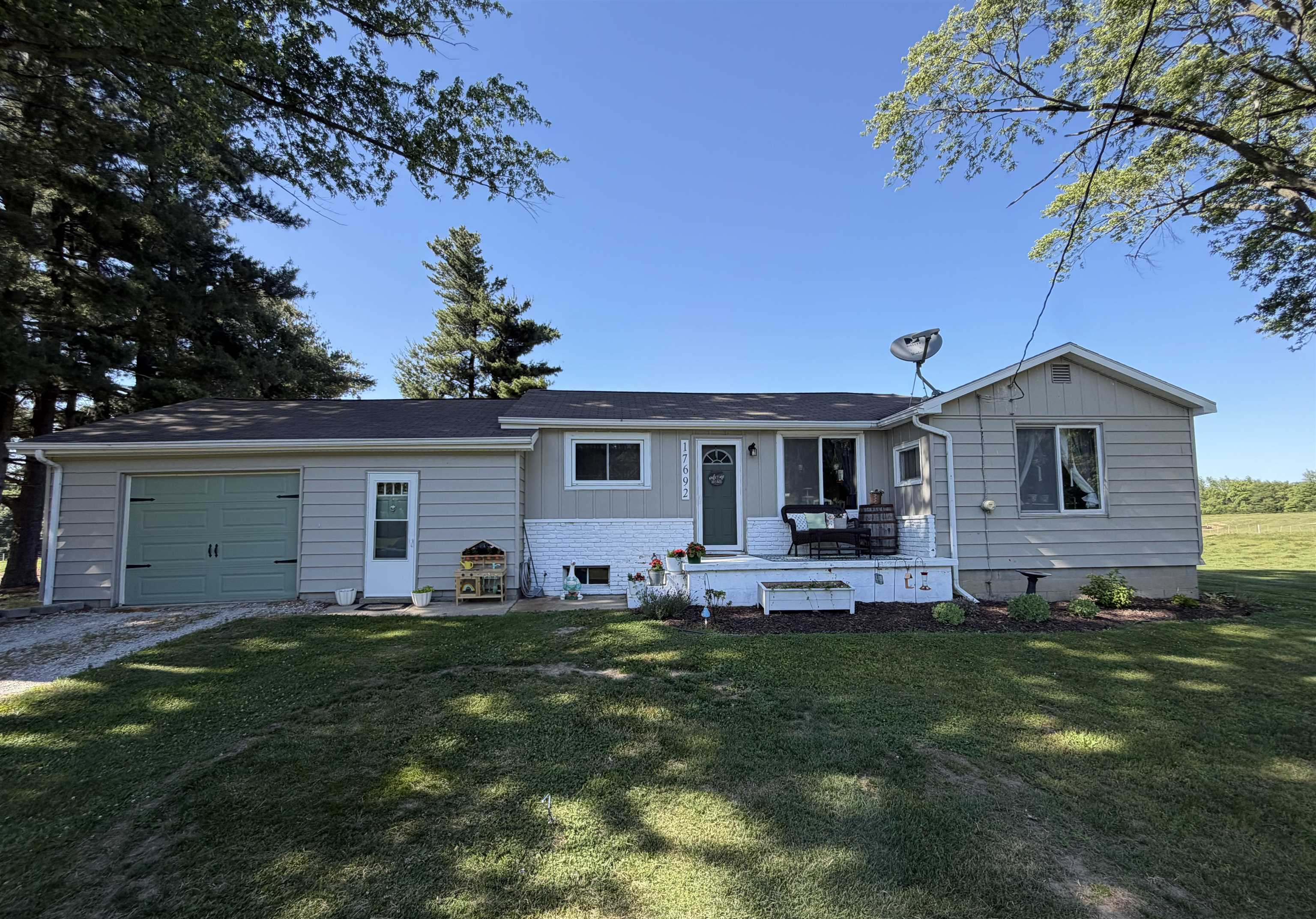 17692 Lincoln Highway