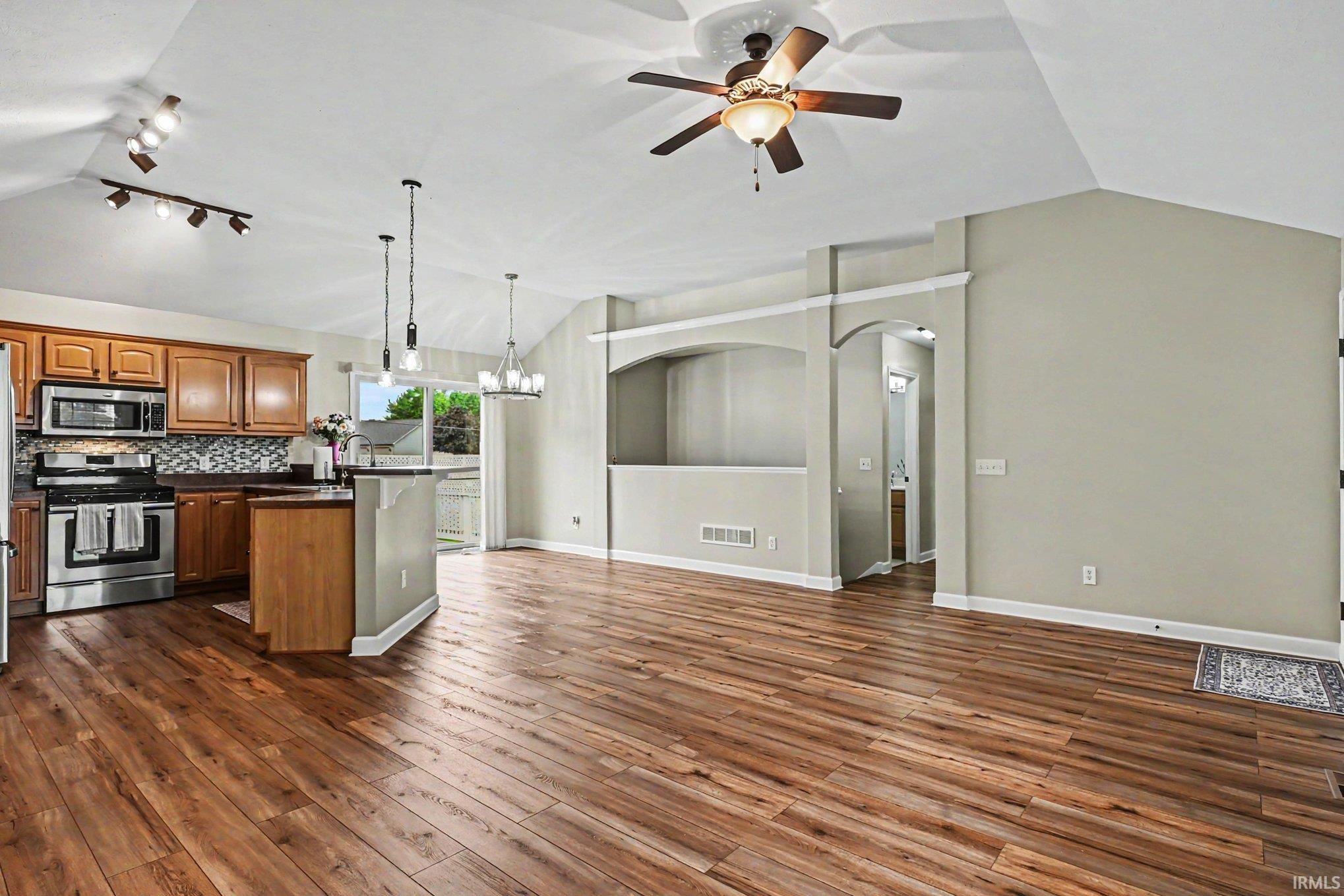 Photo 7 of 1756 E Boulder Drive