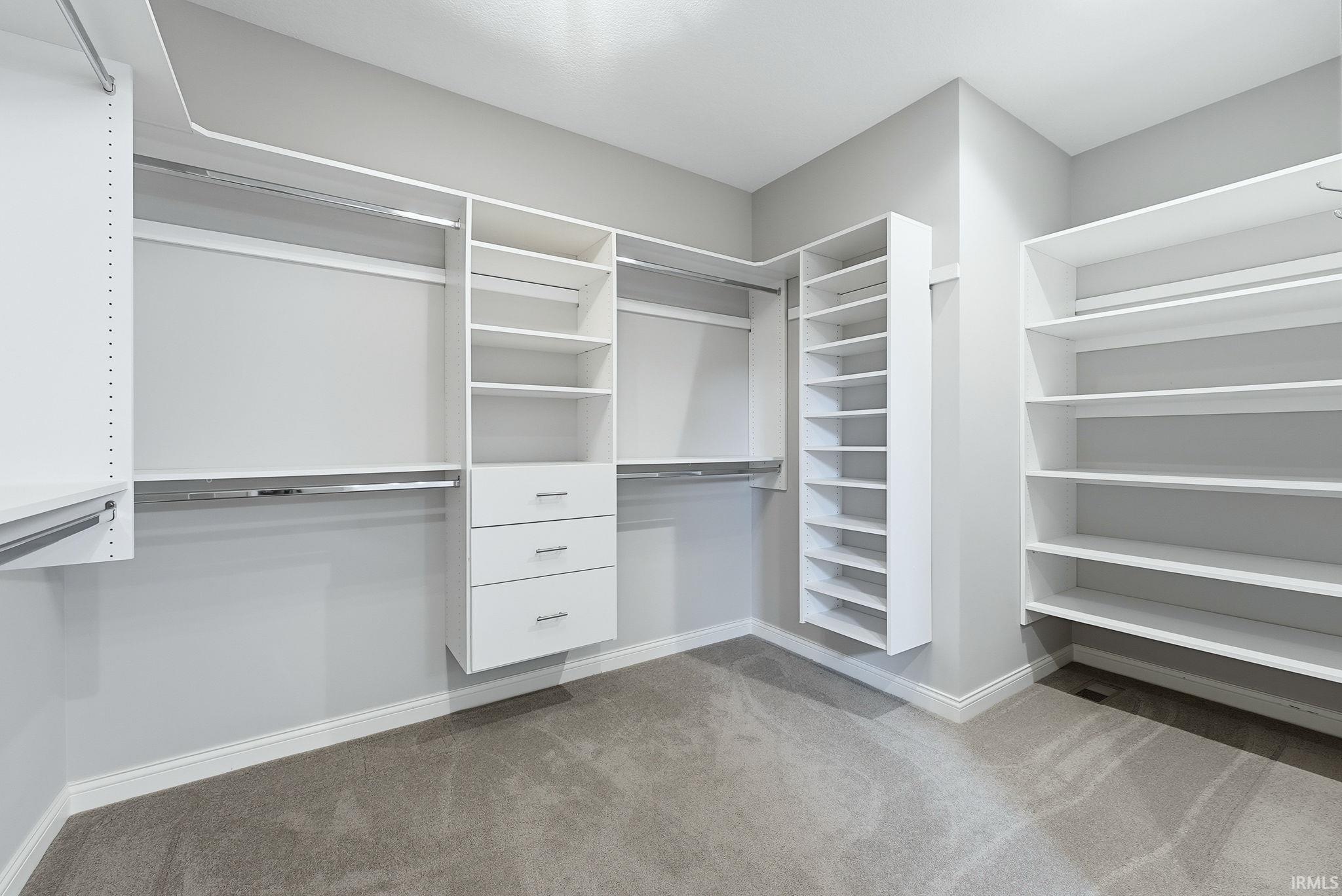 Walk in closet