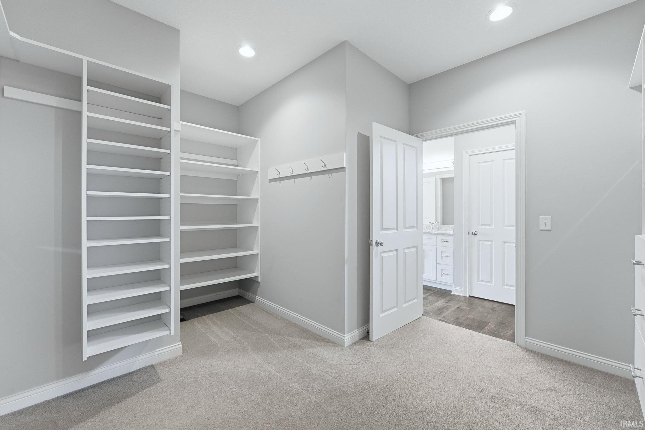 Walk in closet