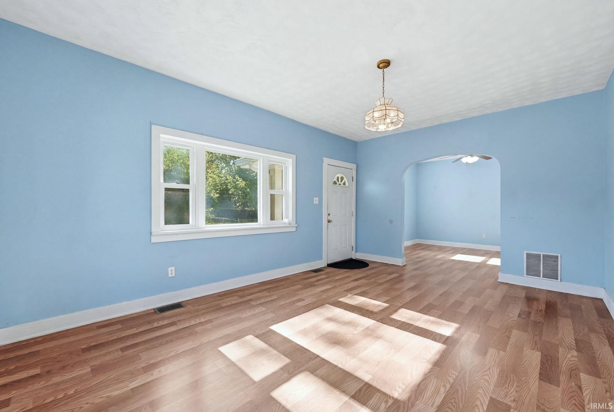 Photo 5 of 4302 Weisser Park Avenue