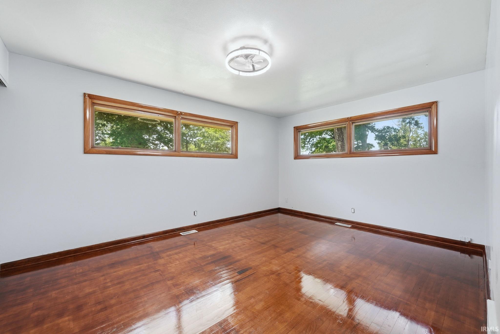Photo 12 of 2415 Priscilla Lane