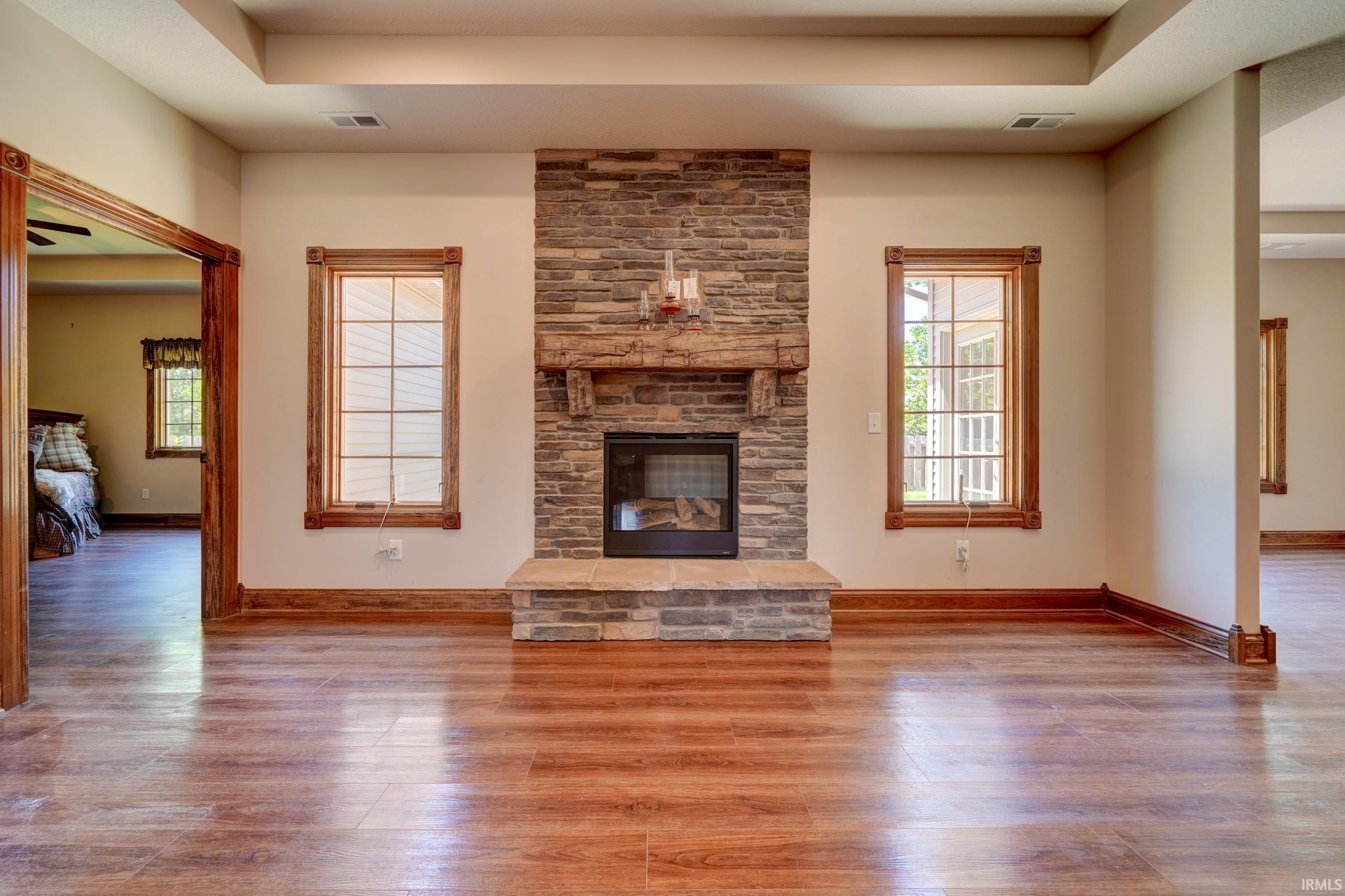 Photo 7 of 7883 Luna Way