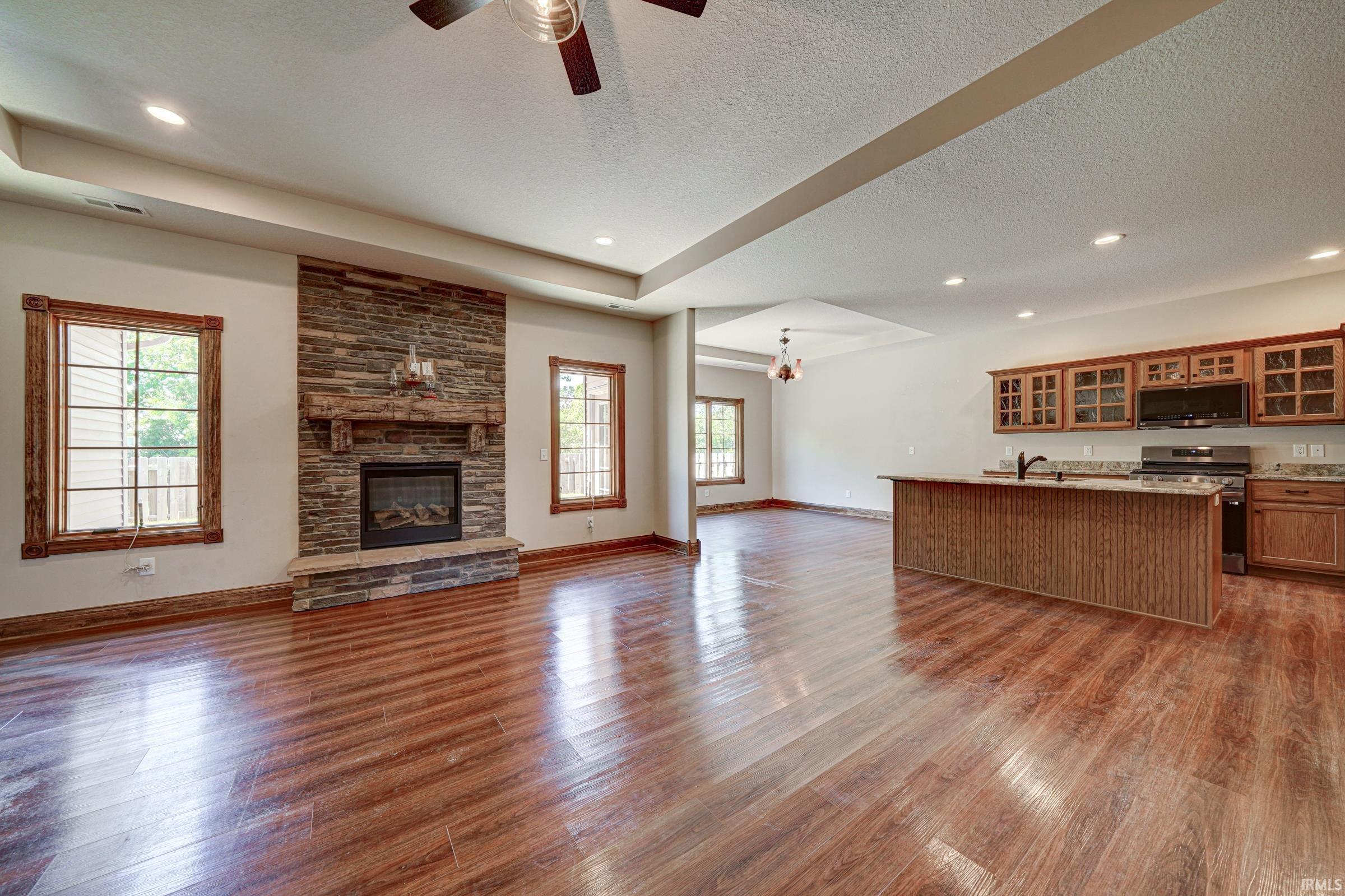 Photo 9 of 7883 Luna Way