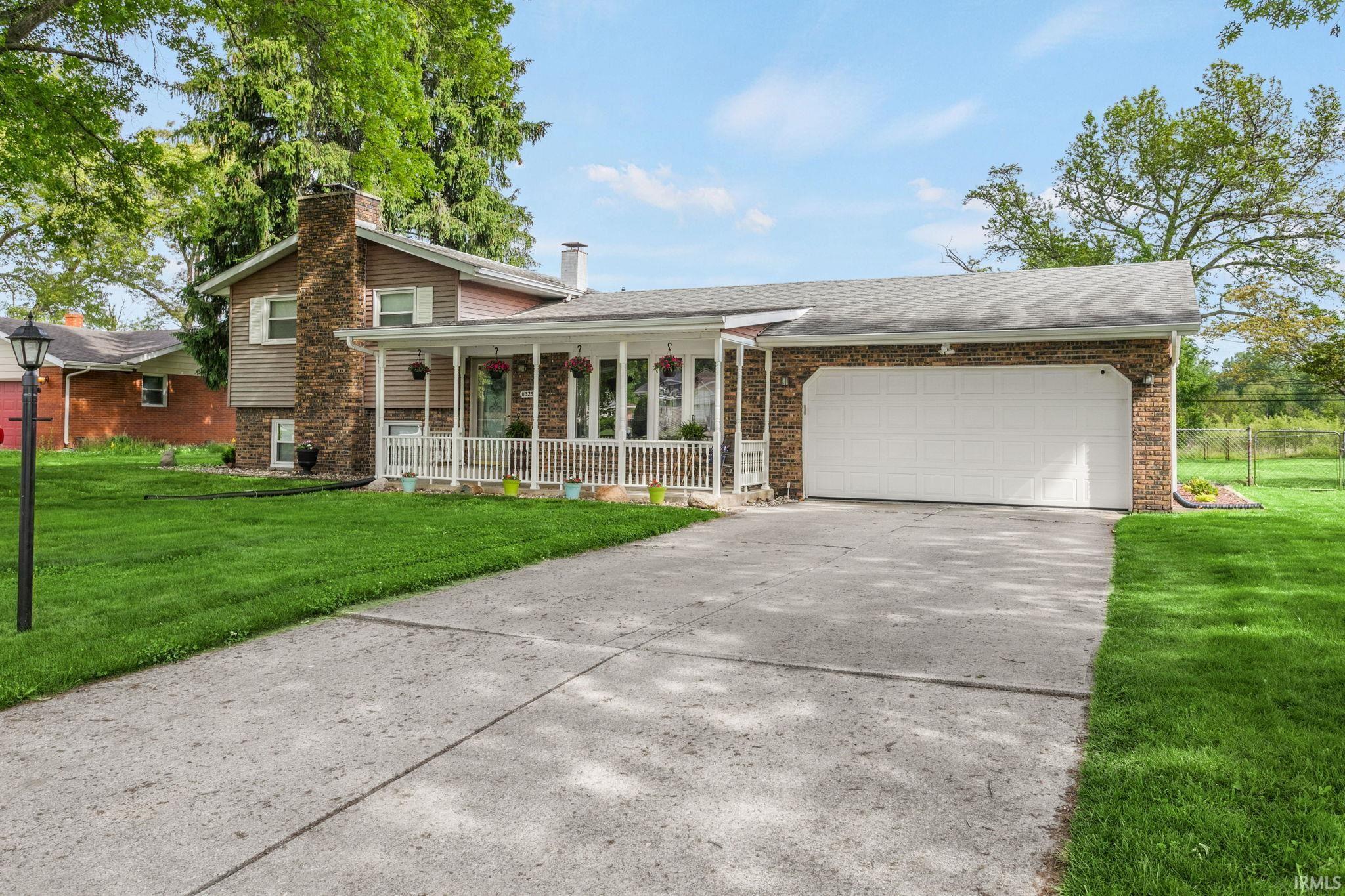 Homes for sale in Osceola, IN | 11325 Idlewood Dr, Osceola, IN 46561 | MLS# 202621494