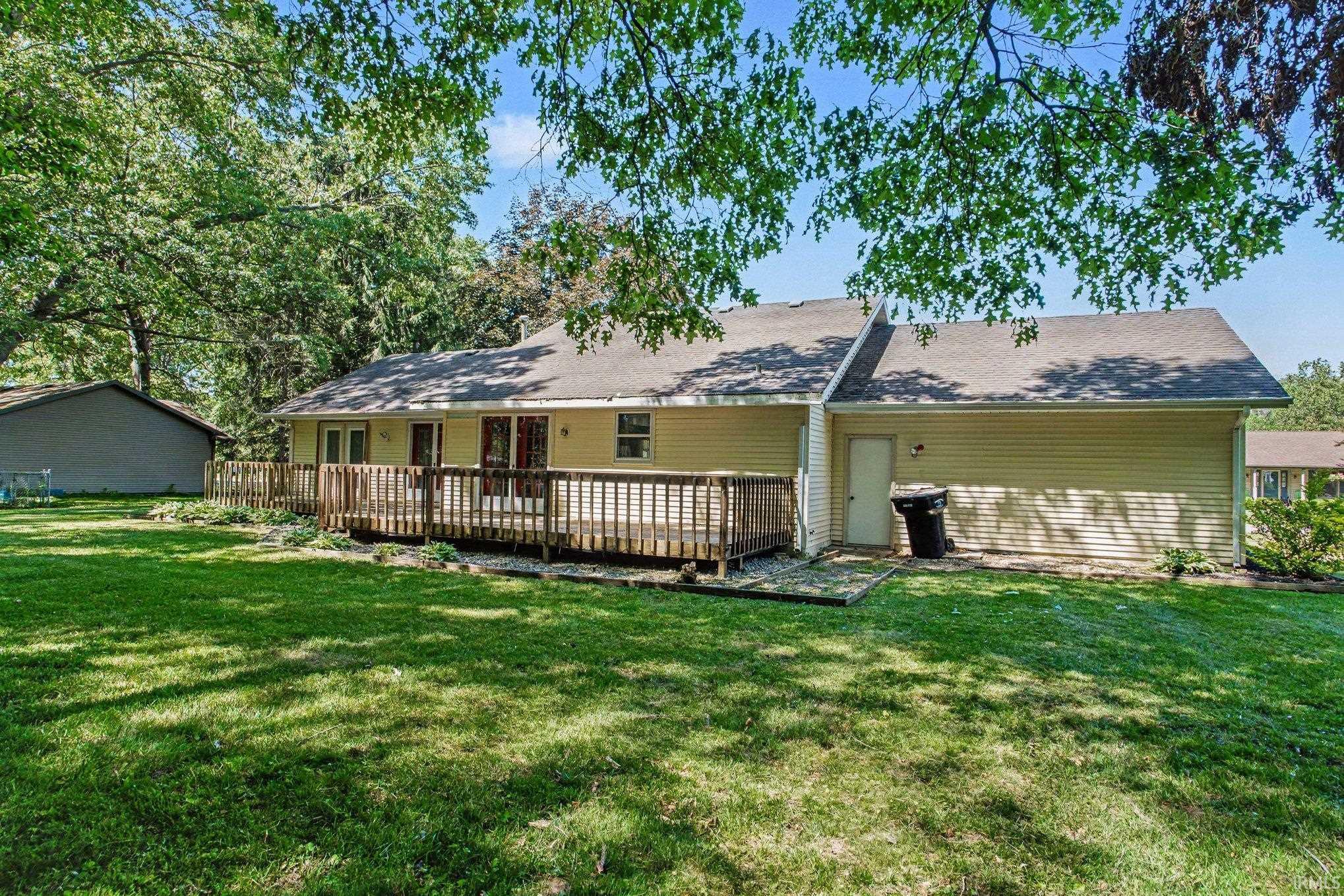 Homes for sale in Osceola, IN | 55864 Jefferson Knolls Dr, Osceola, IN 46561 | MLS# 202621526