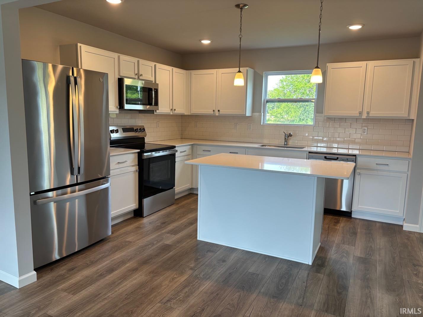Photo 2 of 54271 Stonebridge Drive
