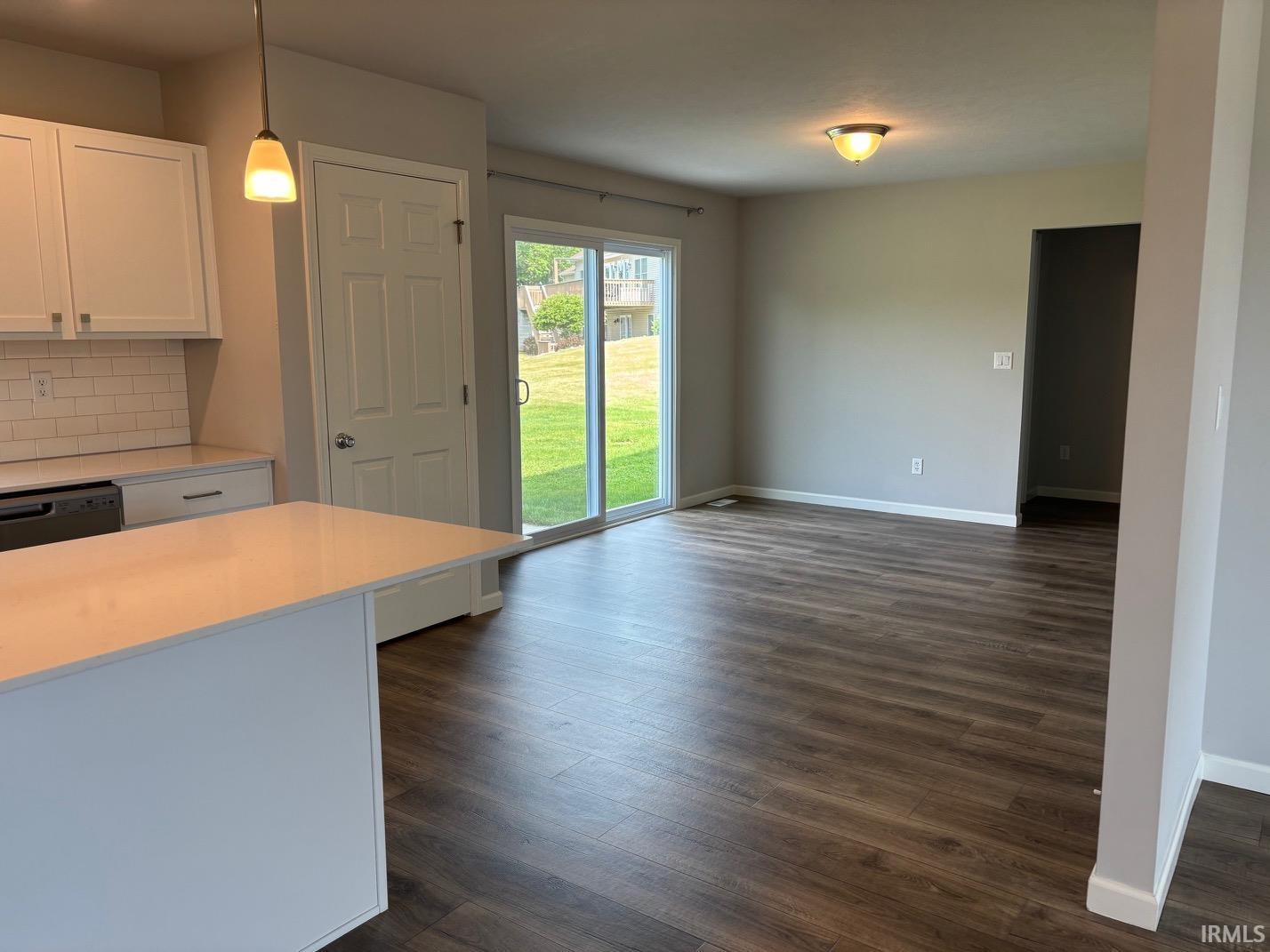 Photo 4 of 54271 Stonebridge Drive