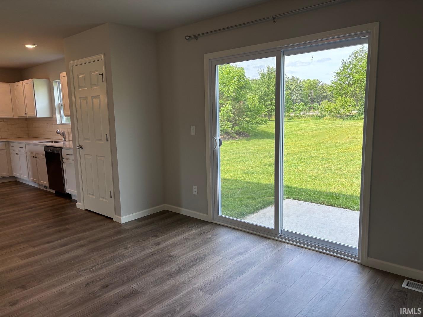 Photo 5 of 54271 Stonebridge Drive