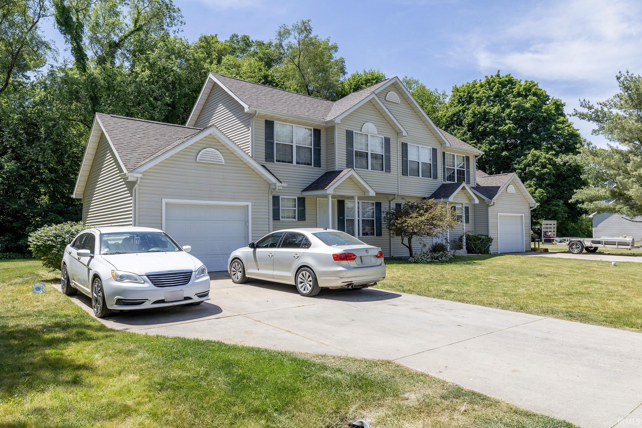 Photo 3 of 23692/23694 Springriver Drive