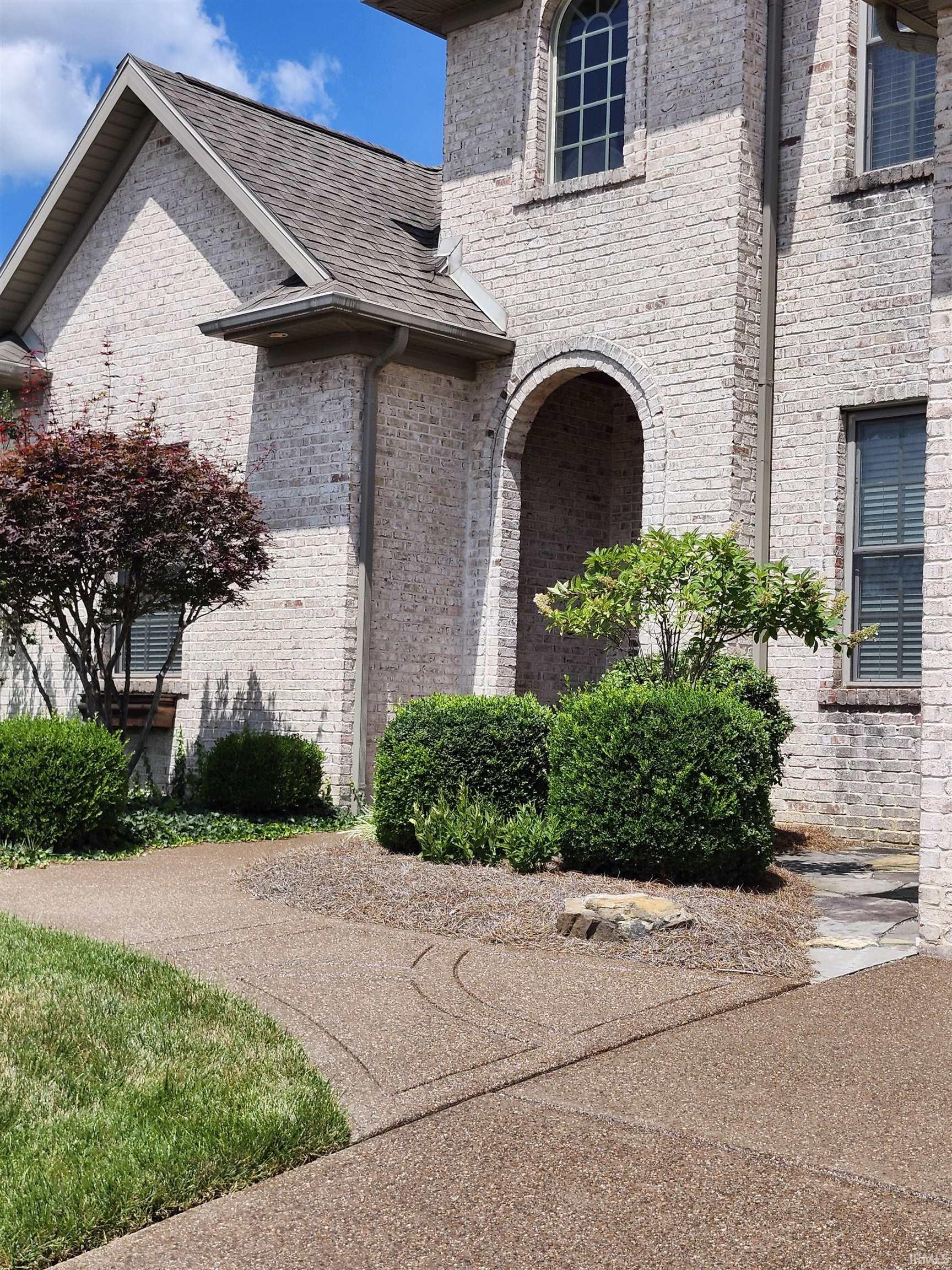 2nd image of 2110 Championship Dr, Evansville, IN 47725 | MLS# 202621709