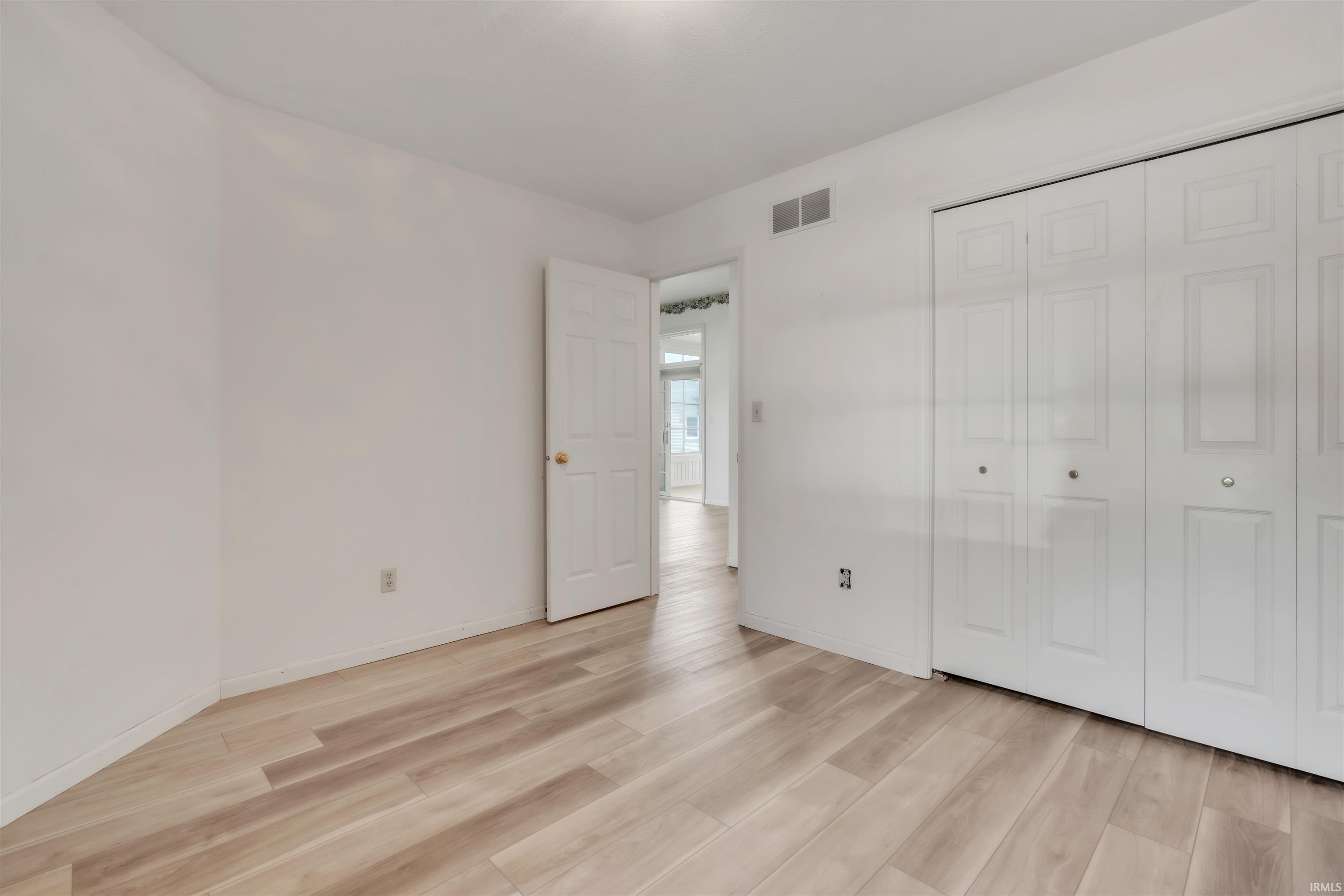 Photo 16 of 1311 Somerset Court