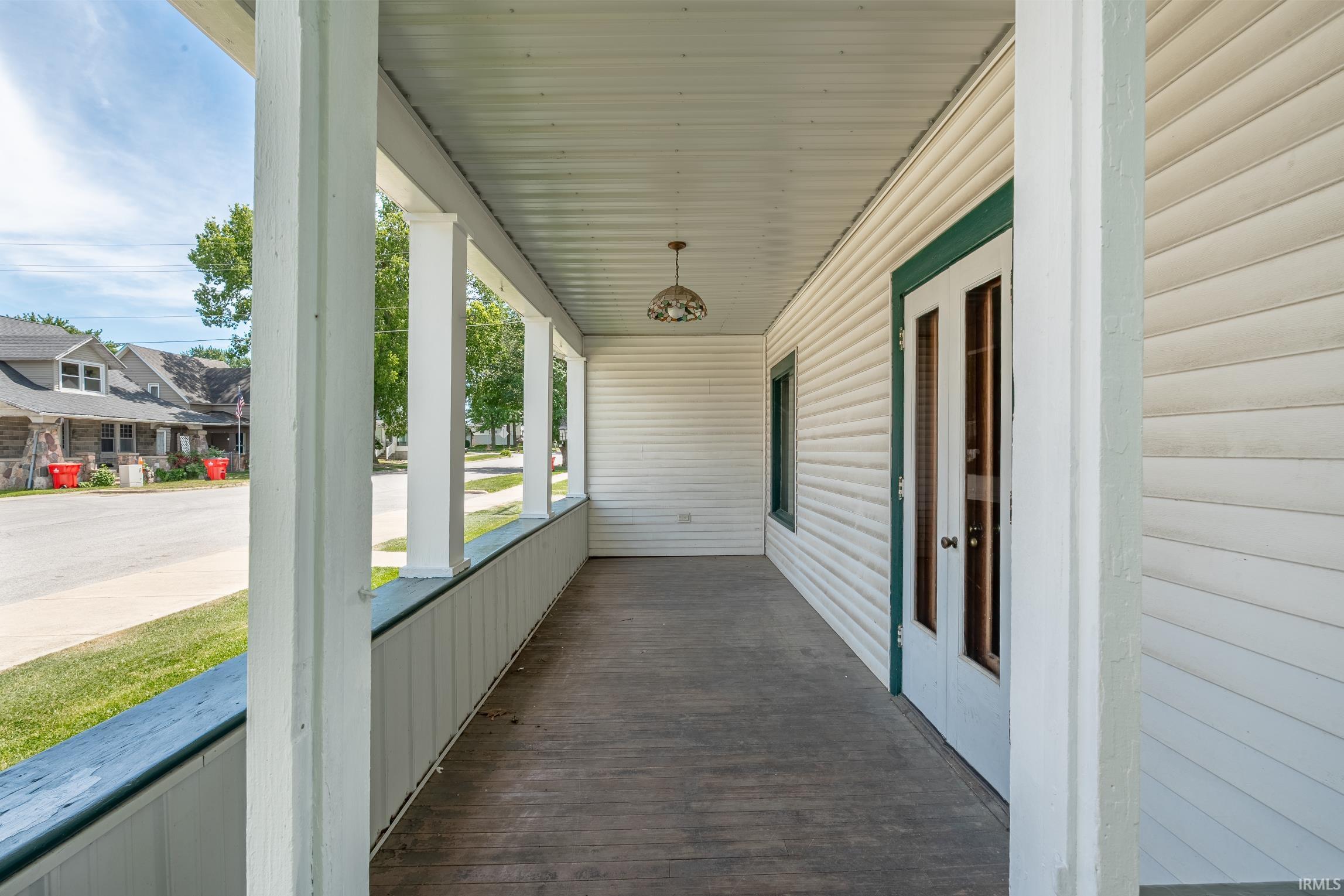Homes for sale in Etna Green, IN | 116 S Walnut St, Etna Green, IN 46524 | MLS# 202621862