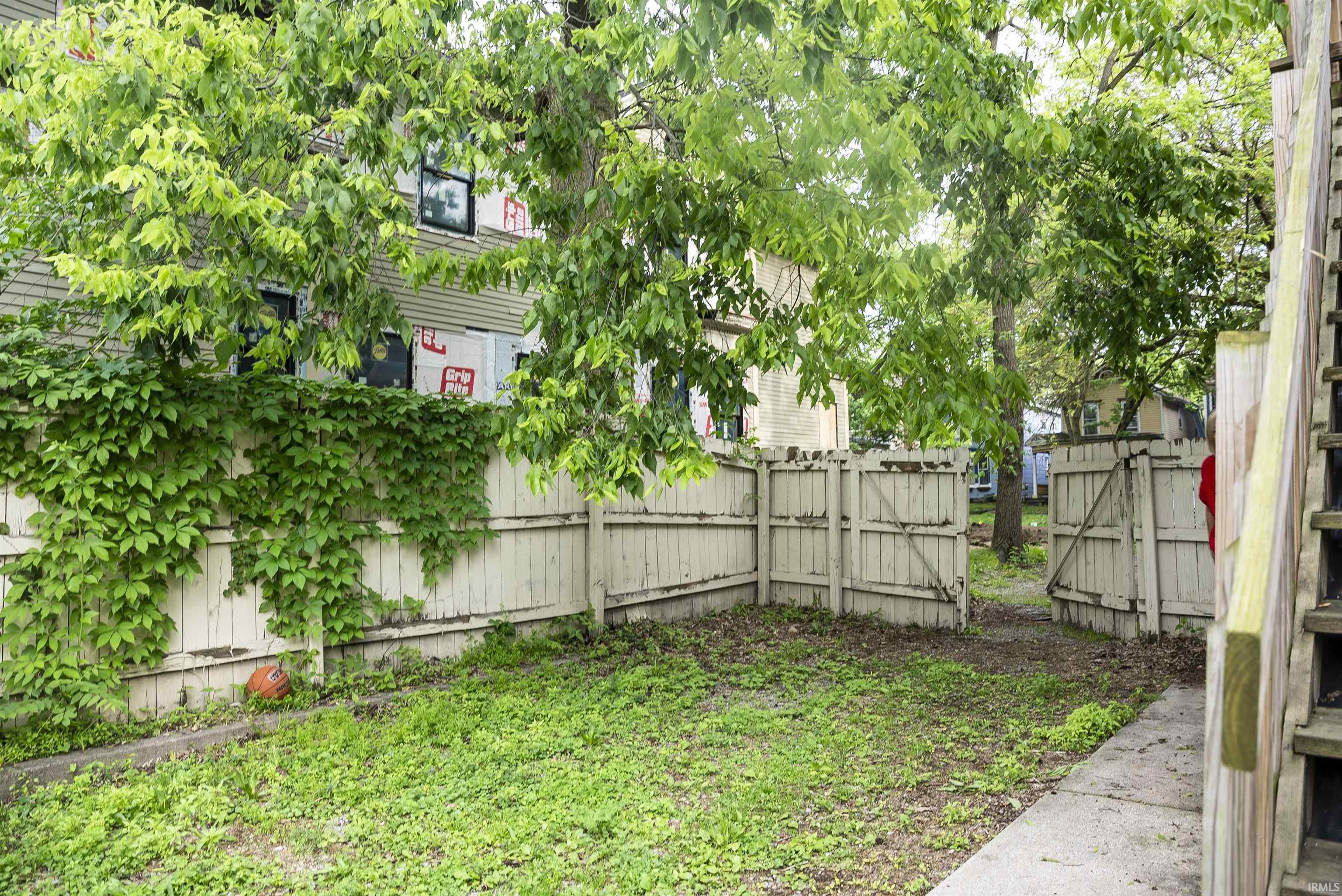 Photo 14 of 1332 W Washington Boulevard