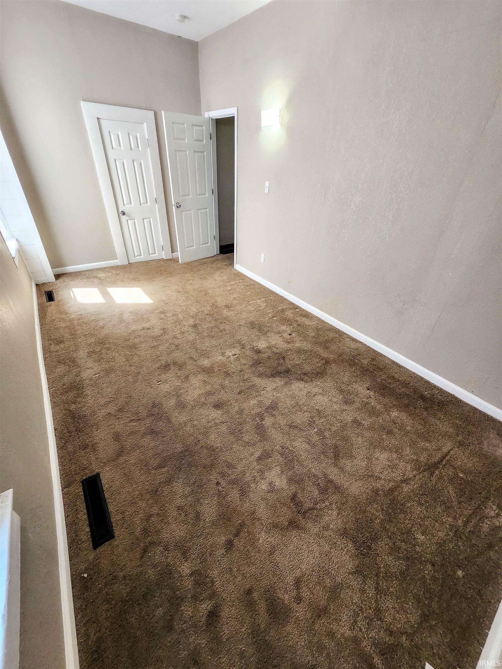 Photo 15 of 436 E Taber Street
